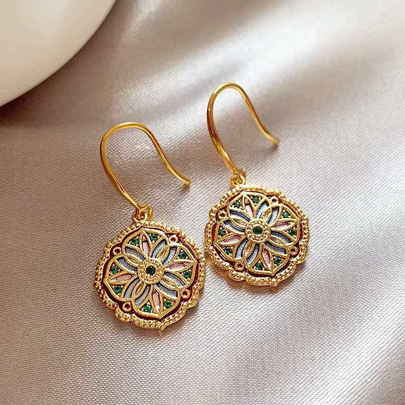1 Pair Roman Style Artistic British Style Irregular Alloy Drop Earrings display picture 2