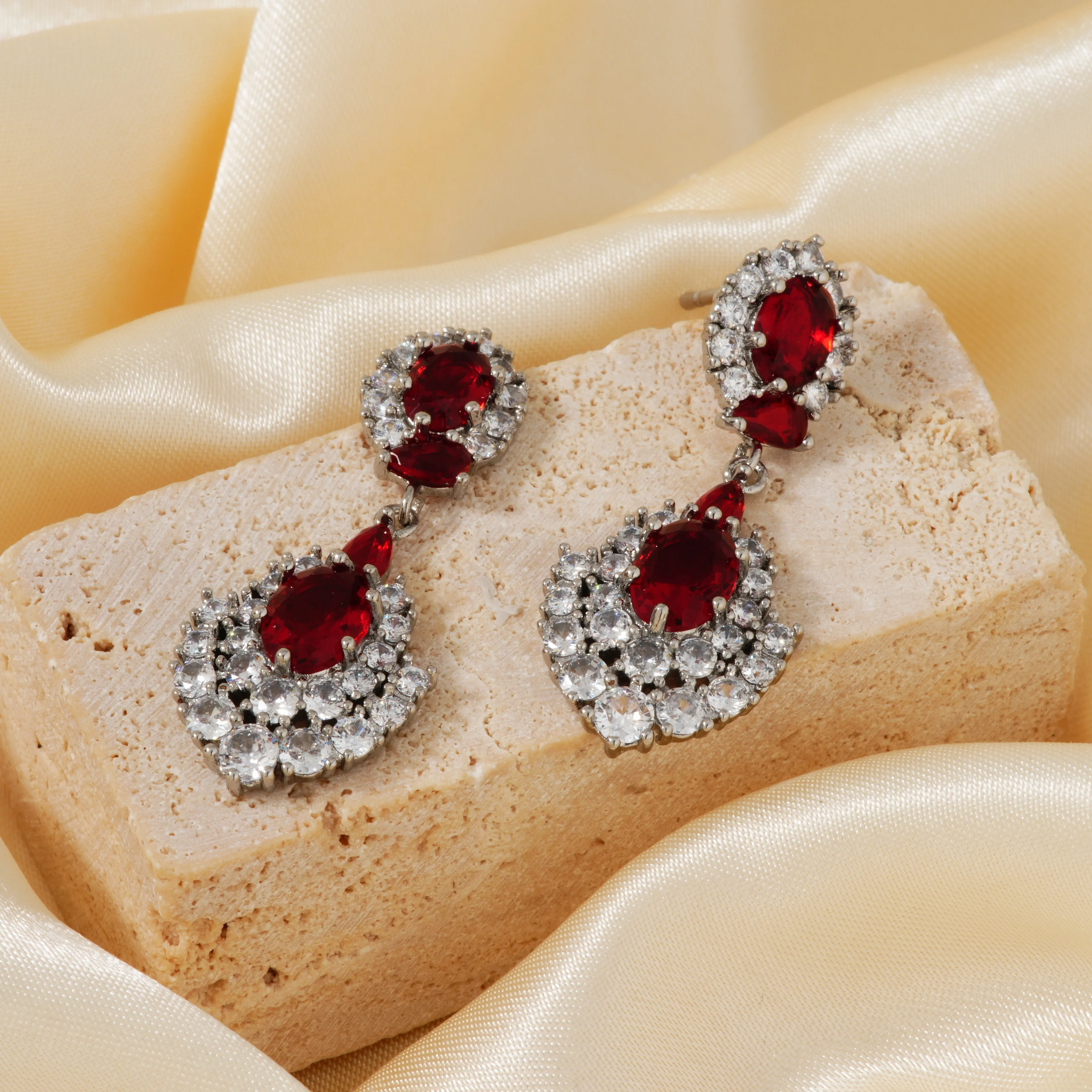 New Light Luxury High-End Fine Zircon-Embedded Earrings Simple Fashion In Europe And America Earrings Elegant Long Color Pendant Ear Rings display picture 8