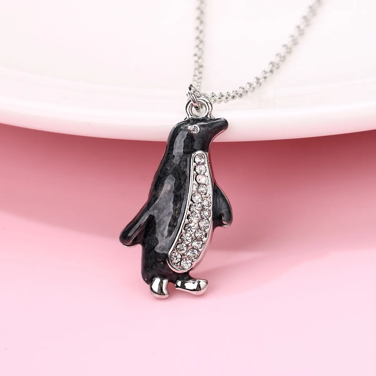 Cartoon Style Cute Romantic Penguin Alloy Wholesale Pendant Necklace display picture 4