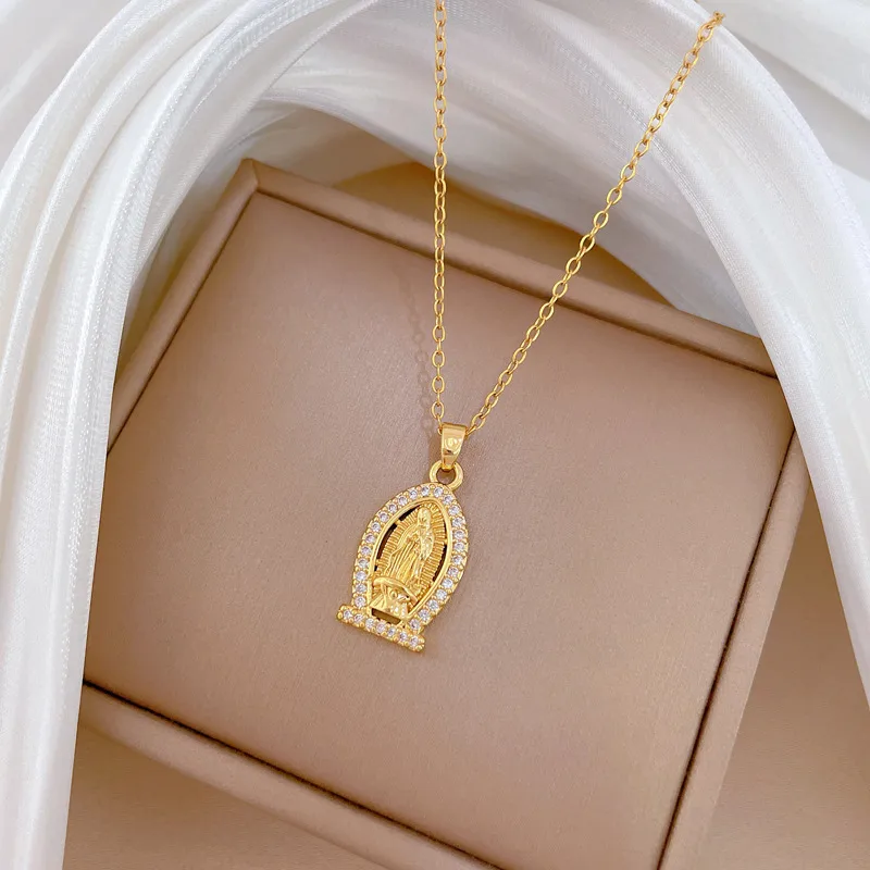 Wholesale Jewelry Classic Style Human Geometric Titanium Steel Copper Zircon Gold Plated Inlay Pendant Necklace display picture 5