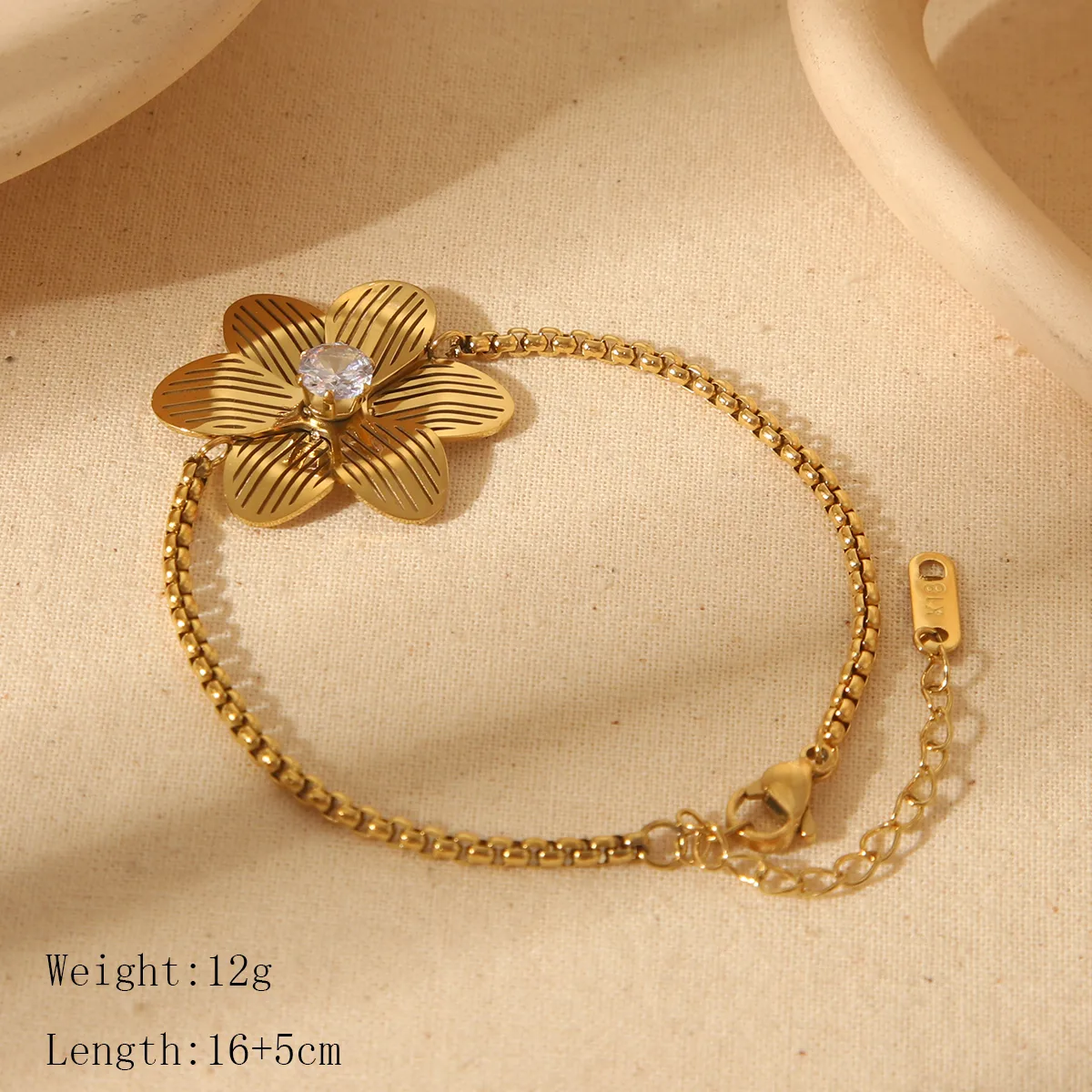 Wholesale Jewelry Elegant Vintage Style Solid Color Flower 304 Stainless Steel Zircon 18K Gold Plated Cutting Bracelets Earrings Necklace display picture 7