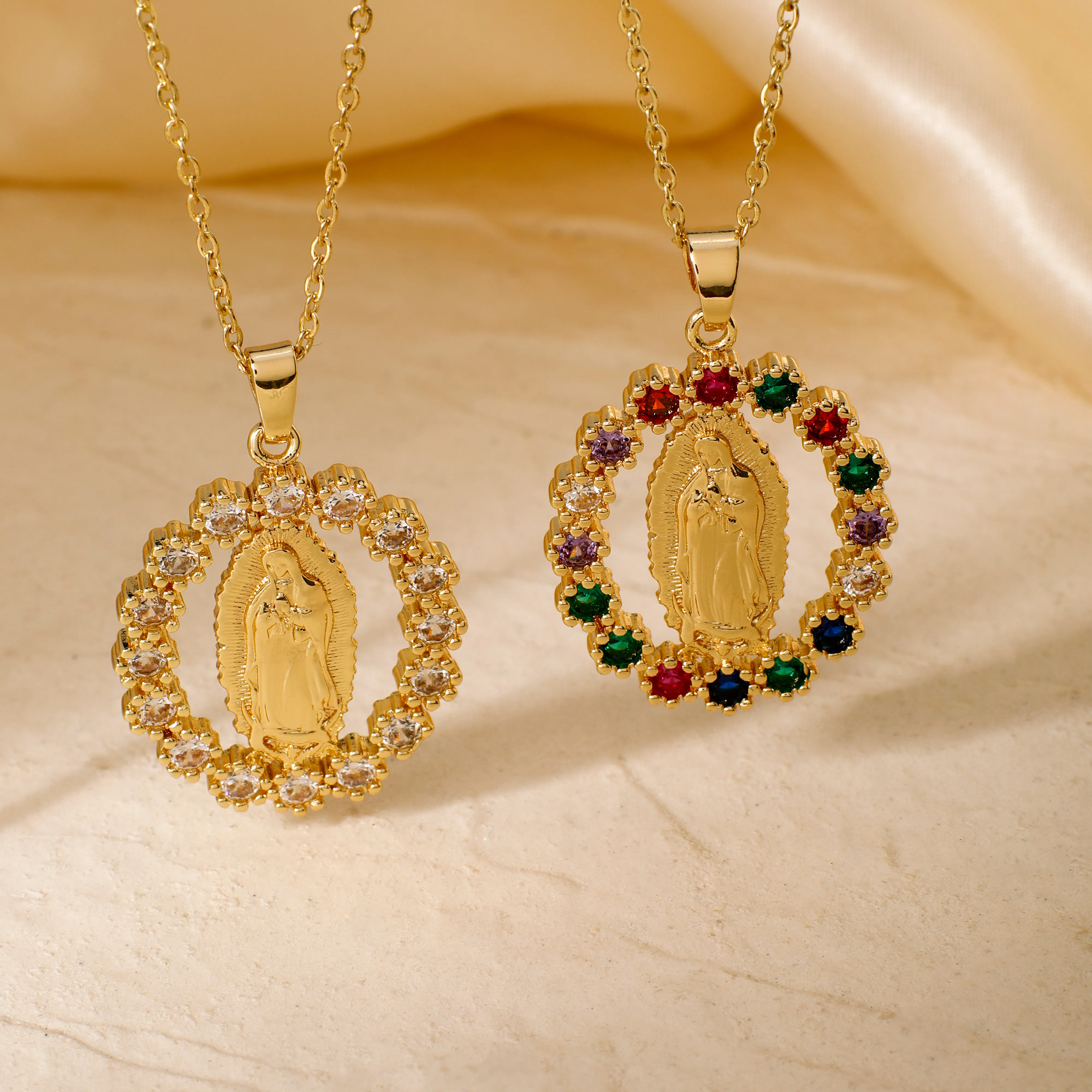Wholesale Jewelry Vintage Style Classic Style Human Geometric Round 304 Stainless Steel Copper Zircon K Gold Plated Inlay Pendant Necklace display picture 5