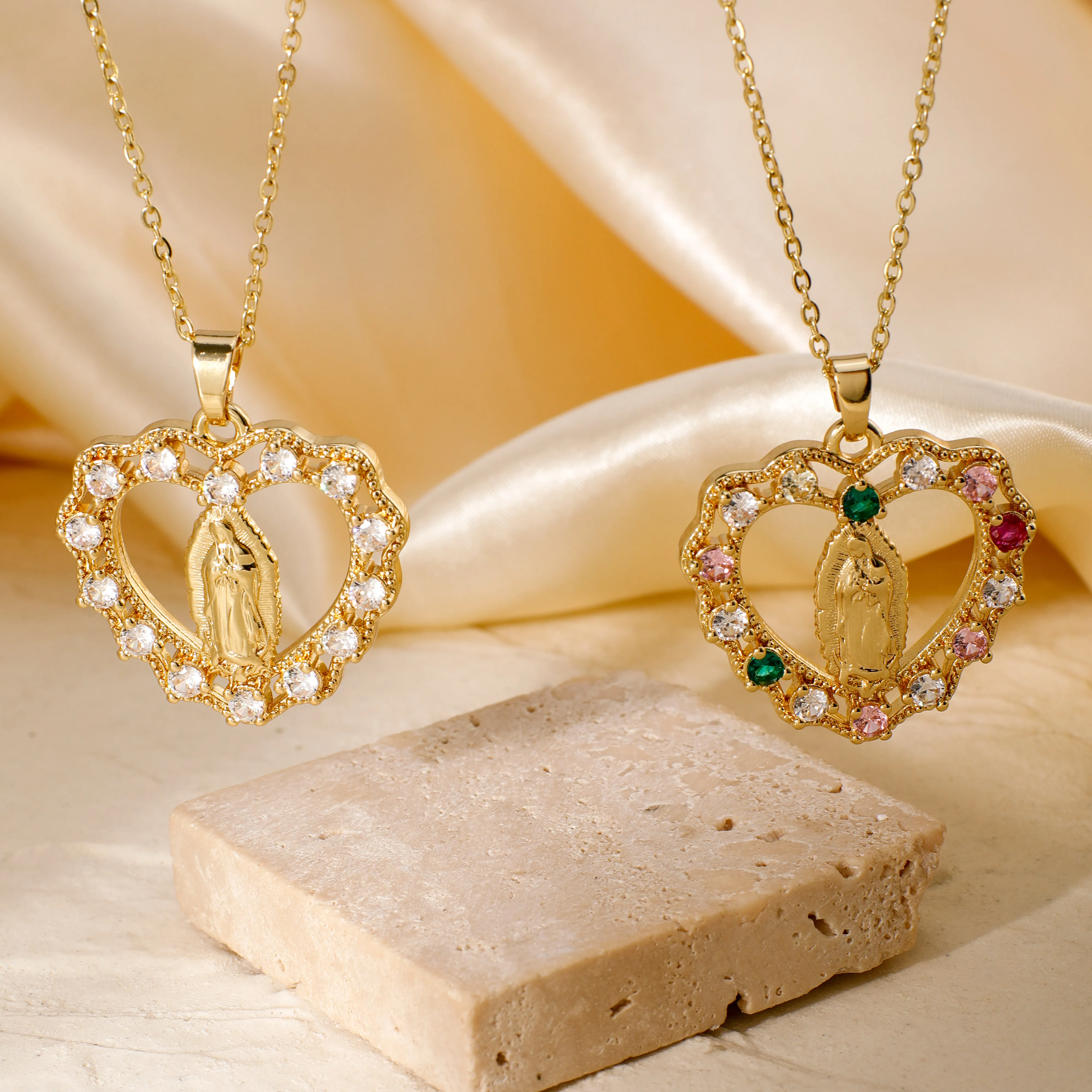 Wholesale Jewelry Vintage Style Classic Style Human Geometric Round 304 Stainless Steel Copper Zircon K Gold Plated Inlay Pendant Necklace display picture 10