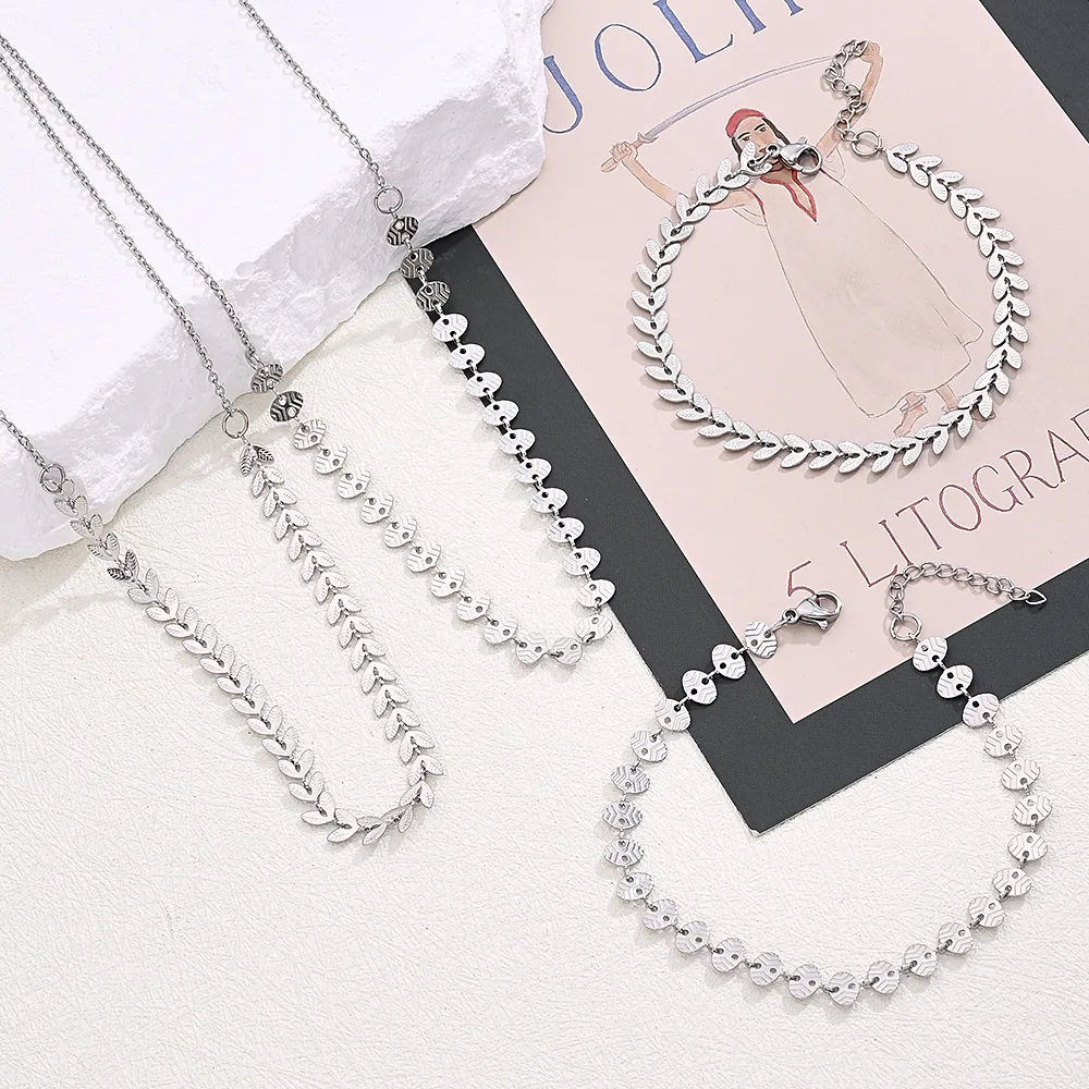 Wholesale Jewelry Casual Modern Style Simple Style Leaves Oval Heart Shape 304 Stainless Steel Handmade Polishing Jewelry Set display picture 1