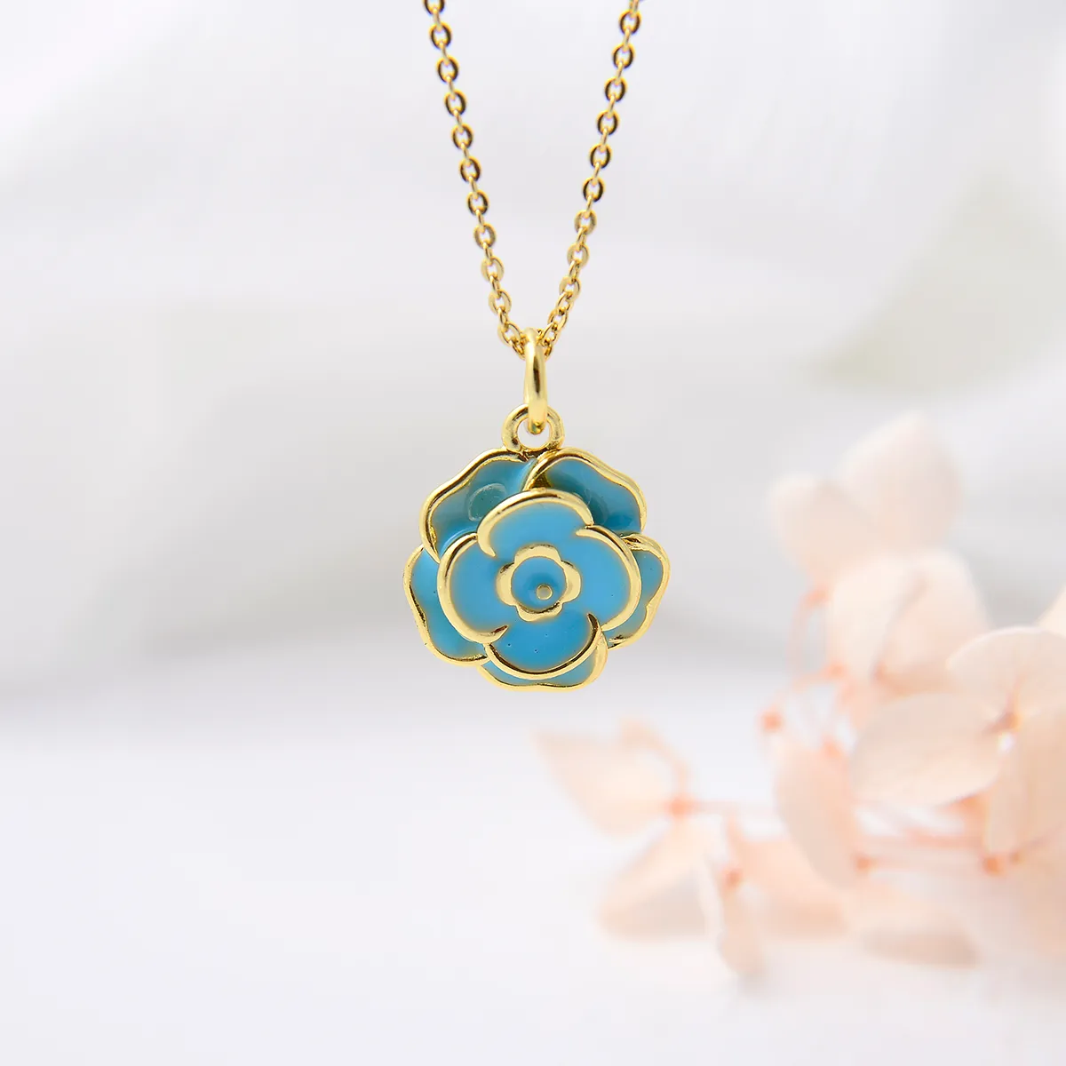 Copper Plating 18K Color-Retaining Glossy Dripping Rose Pendant Necklace display picture 11