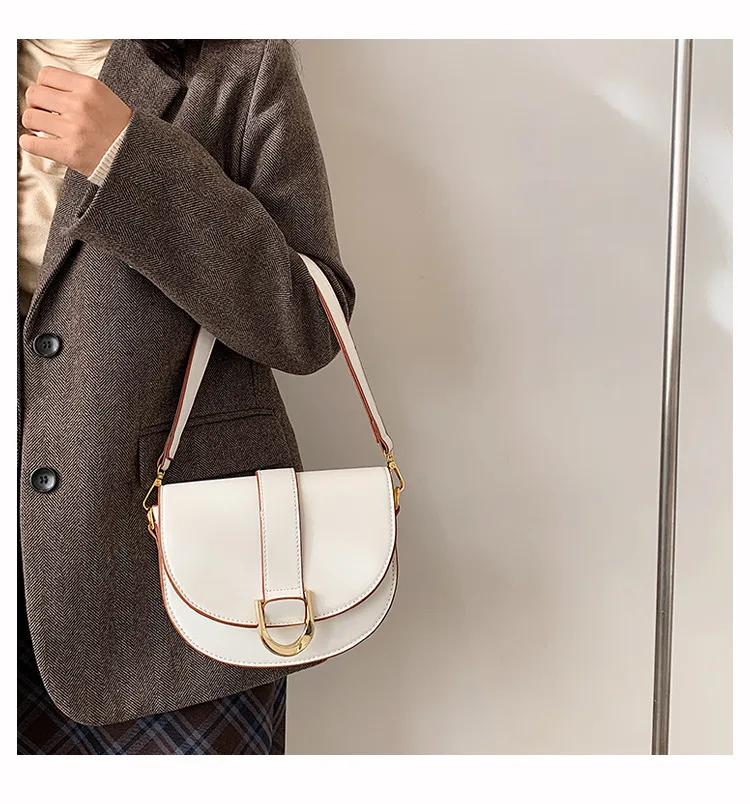 Women's Small Pu Leather Solid Color Streetwear Shell Magnetic Buckle Shoulder Bag Crossbody Bag display picture 6