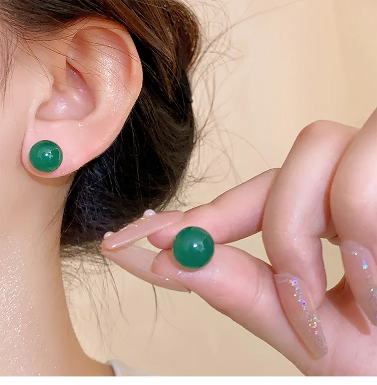 1 Pair Casual Simple Style Streetwear Geometric Plating Jade Ear Studs display picture 1