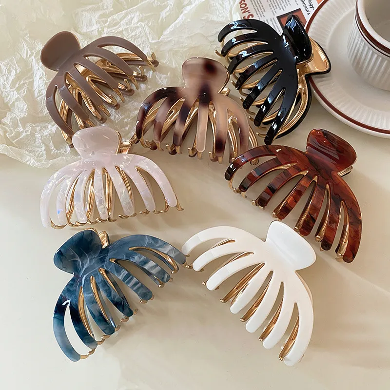 Women's Casual Simple Style Streetwear Geometric Arylic Hair Claws display picture 2