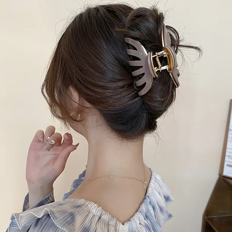 Women's Casual Simple Style Streetwear Geometric Arylic Hair Claws display picture 11