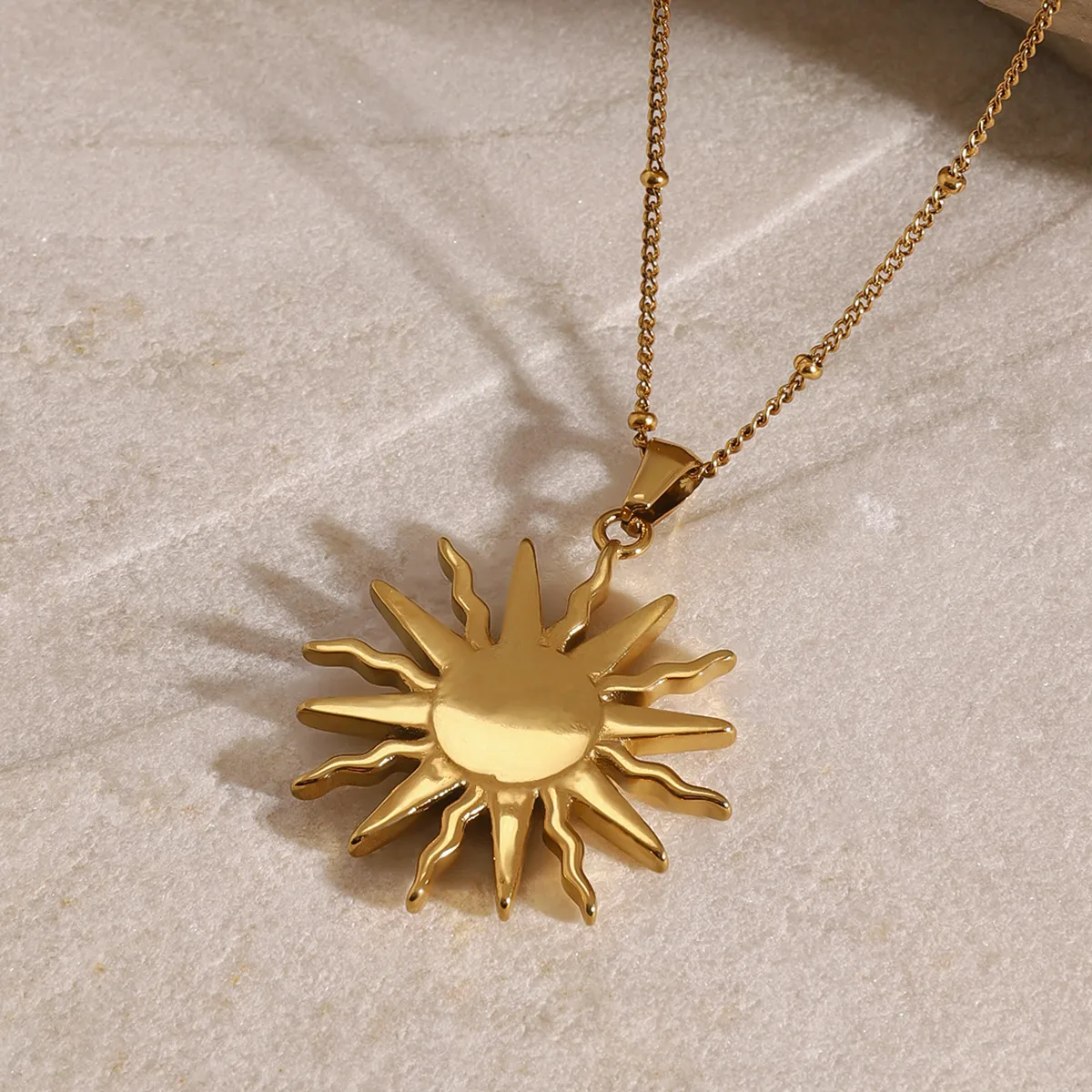 Wholesale Jewelry Simple Style Classic Style Sun Star Moon 304 Stainless Steel Shell Zircon 18K Gold Plated Inlay Pendant Necklace display picture 12