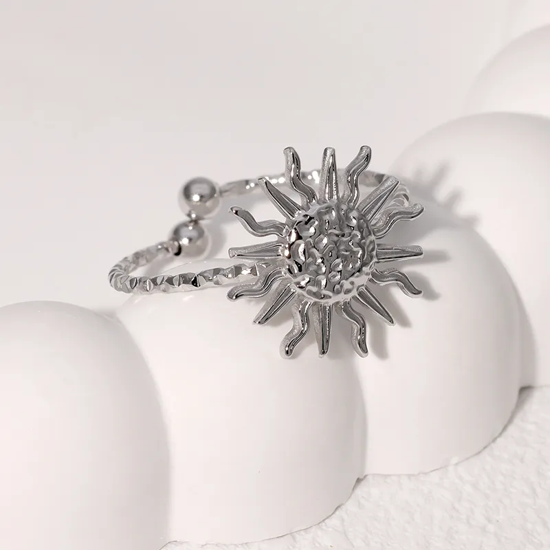 Wholesale Jewelry IG Style Modern Style Sun 304 Stainless Steel 18K Gold Plated Open Rings display picture 6