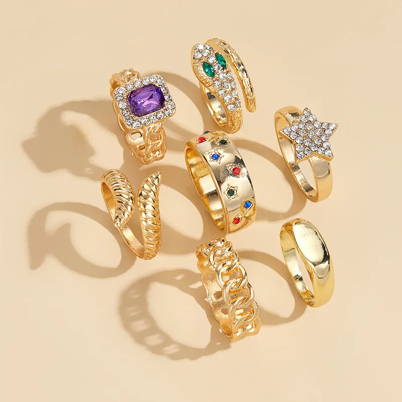 Vintage Style Luxurious Star Alloy Rhinestone Women's Rings display picture 3