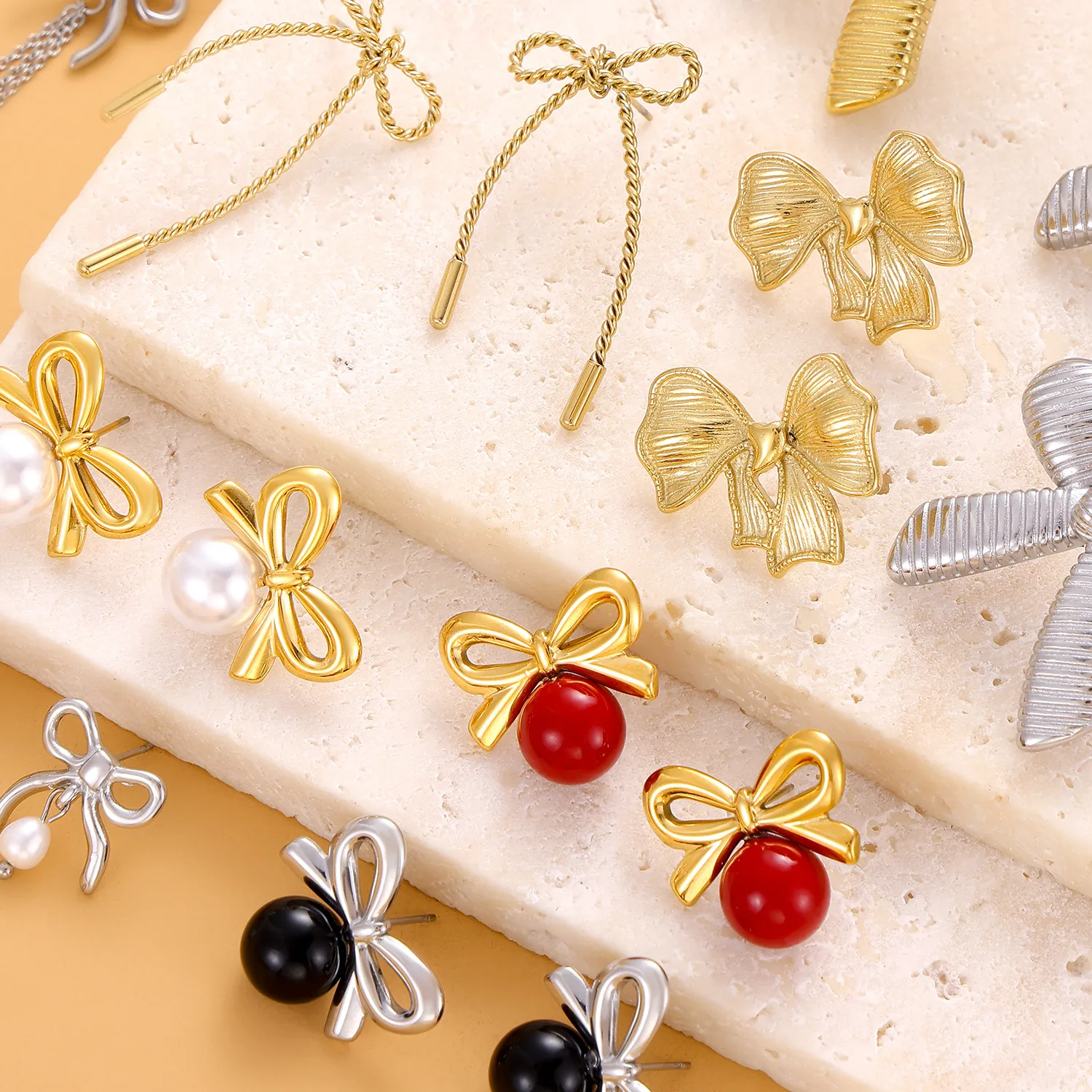 1 Pair Simple Style Bow Knot 304 Stainless Steel 18K Gold Plated Earrings display picture 3