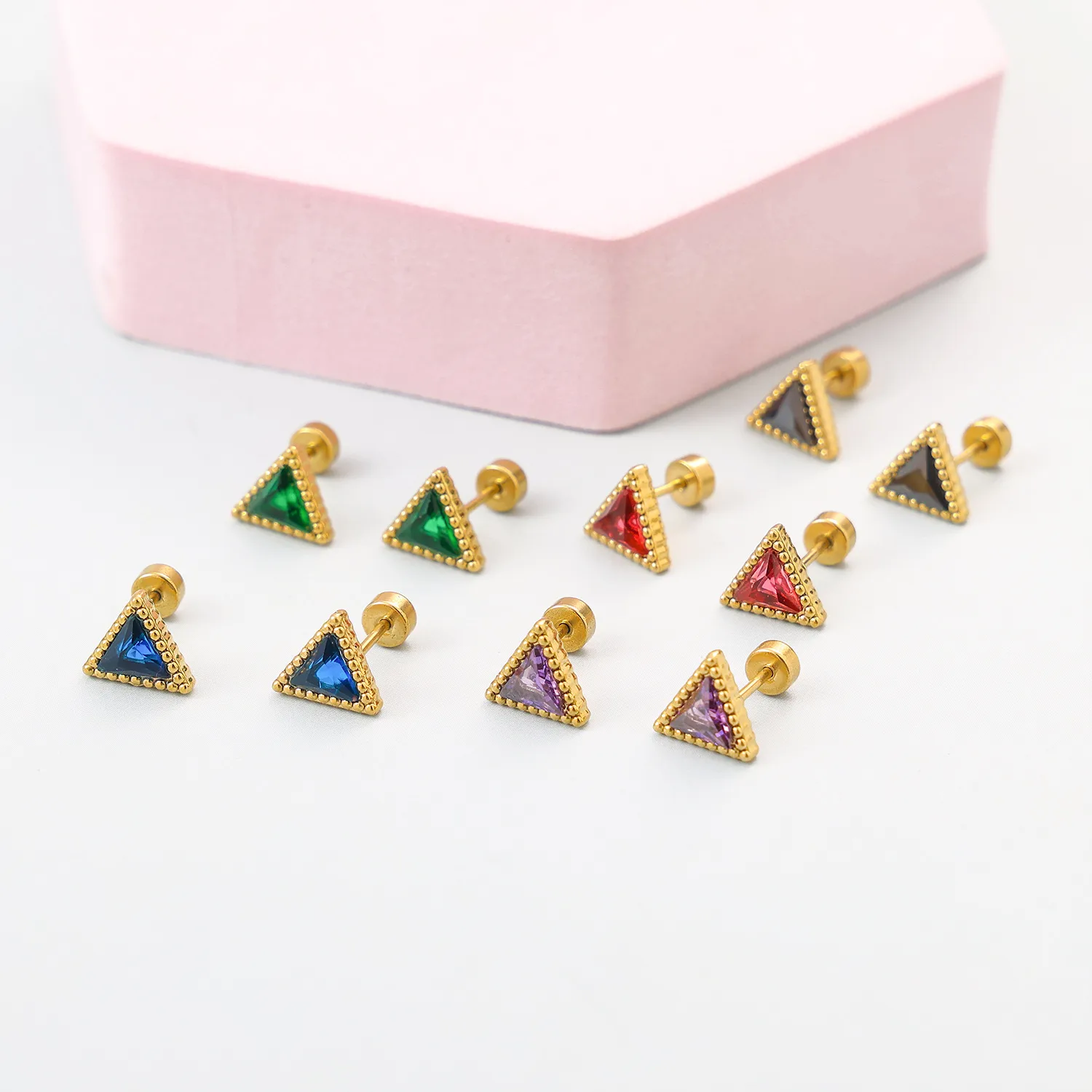 1 Pair Simple Style Triangle 304 Stainless Steel Zircon 18K Gold Plated Earrings display picture 1