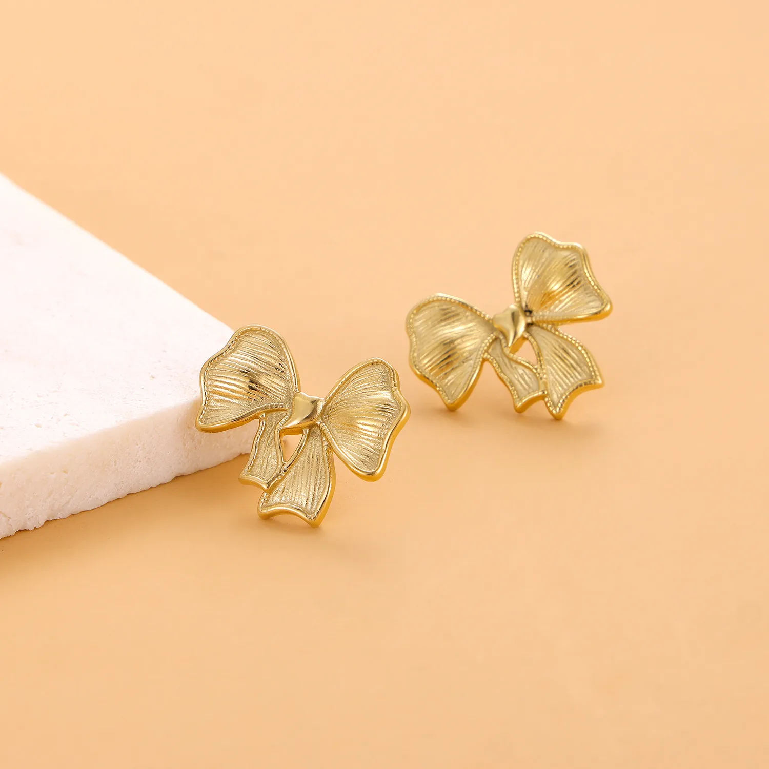 1 Pair Simple Style Bow Knot 304 Stainless Steel 18K Gold Plated Earrings display picture 7