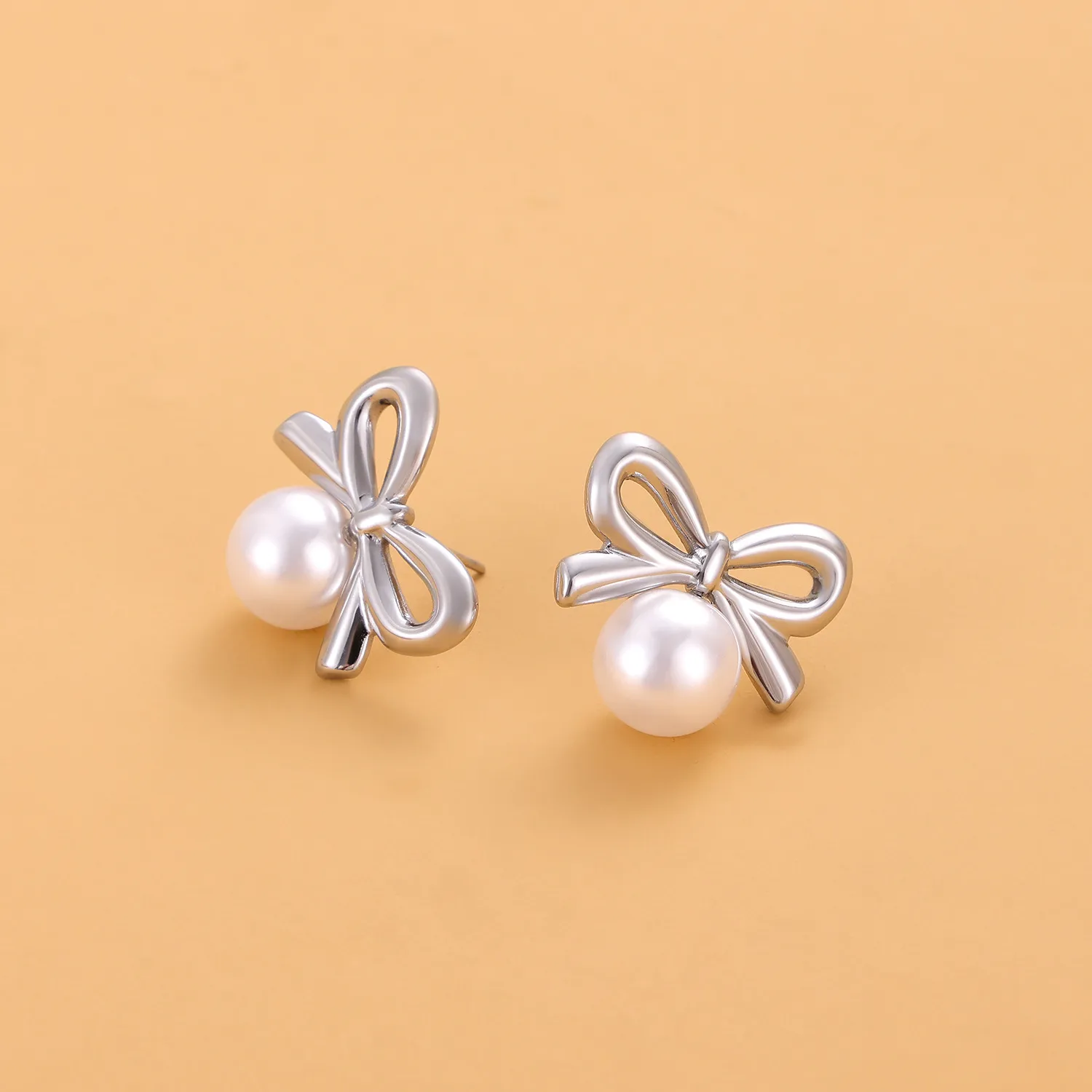 1 Pair Simple Style Bow Knot 304 Stainless Steel 18K Gold Plated Earrings display picture 13
