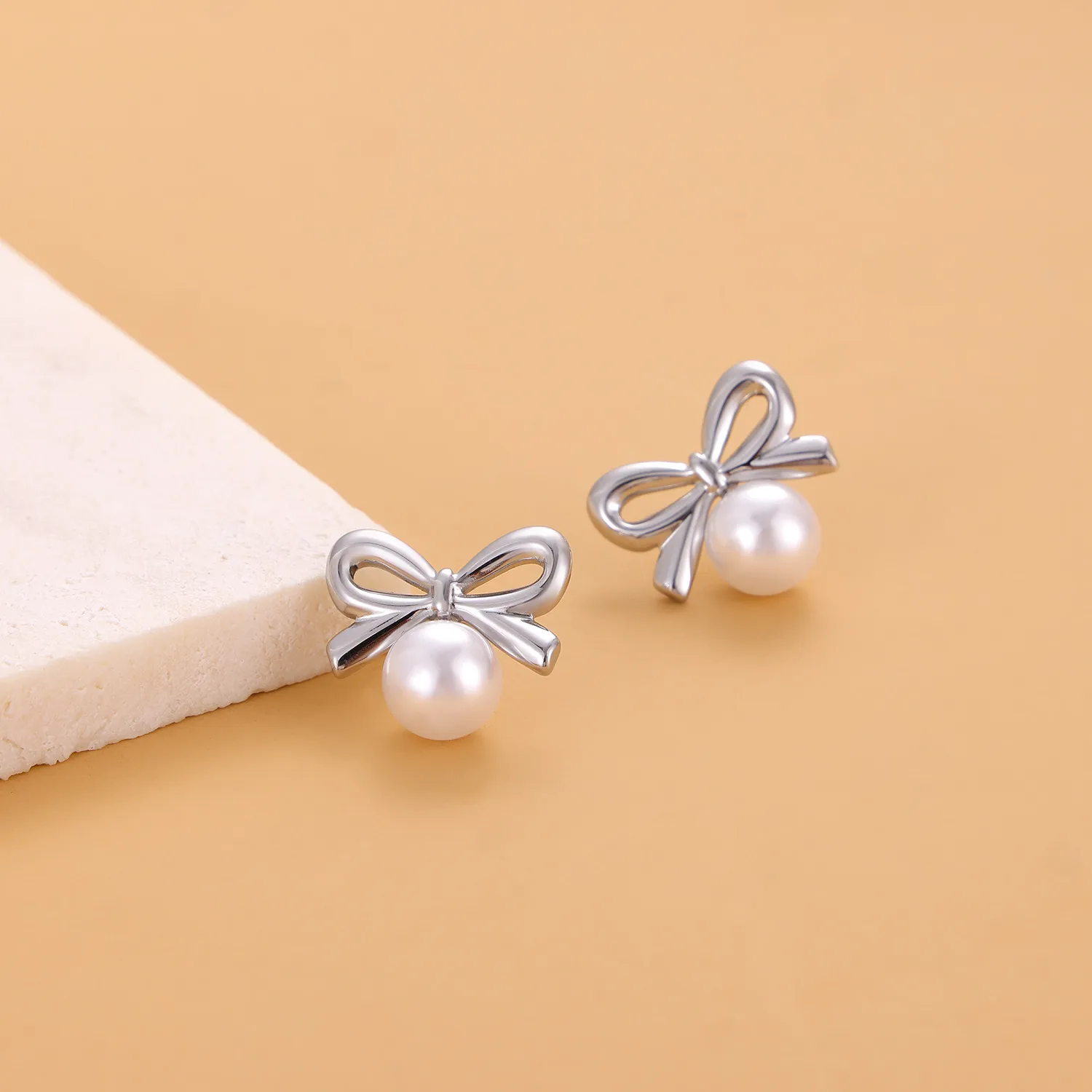 1 Pair Simple Style Bow Knot 304 Stainless Steel 18K Gold Plated Earrings display picture 14