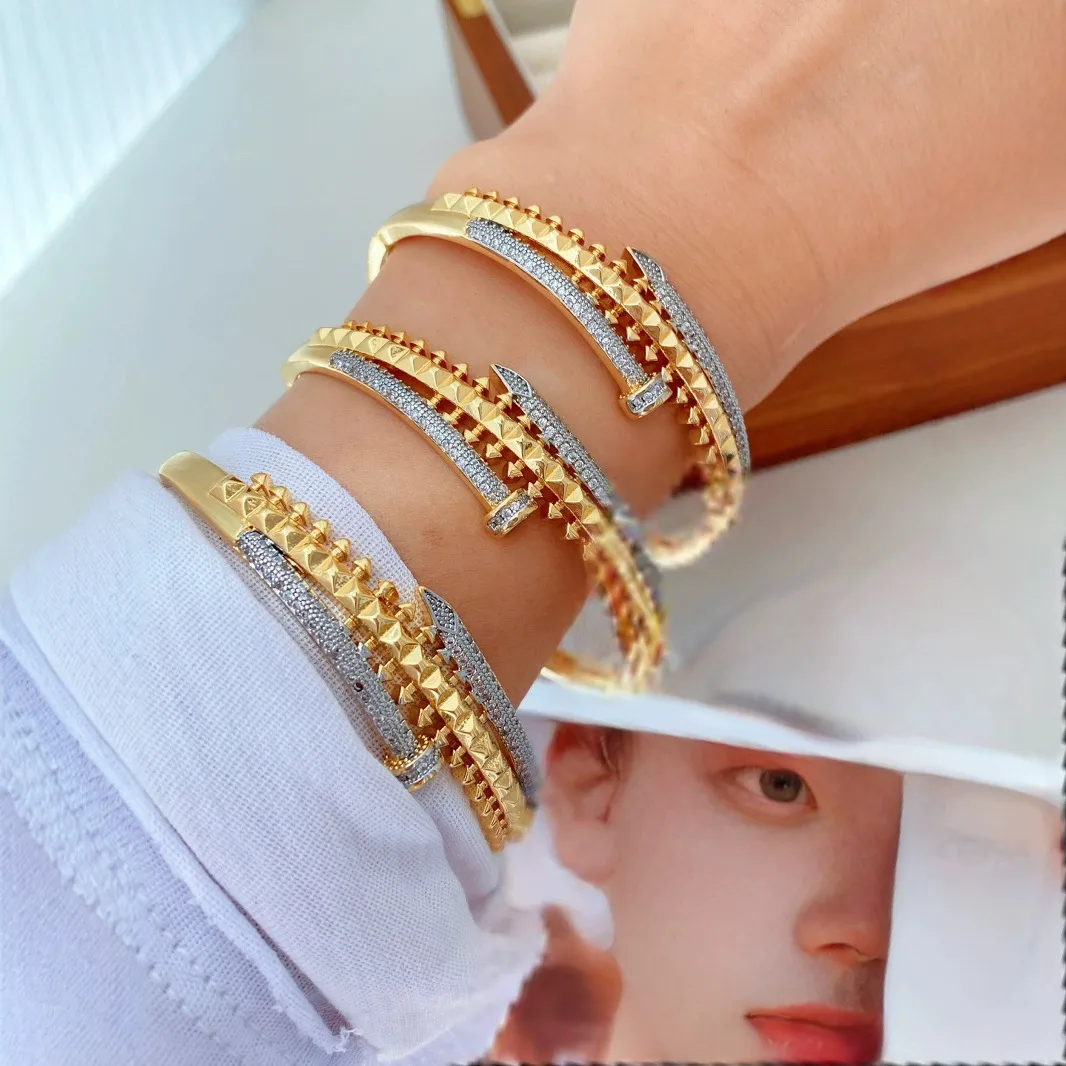 Vintage Style Classic Style Nail Copper Mixed Metal 18K Gold Plated Women's Rings Bangle display picture 3