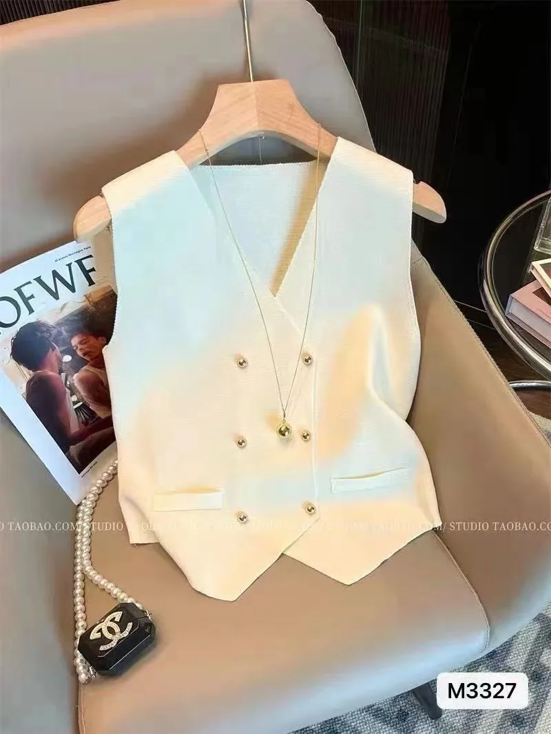 Fashion New Style V-neck Asymmetric Double Button Knitted Vest Top Women's Clothing Urban Landscape Pattern Polyester Fabric display picture 3