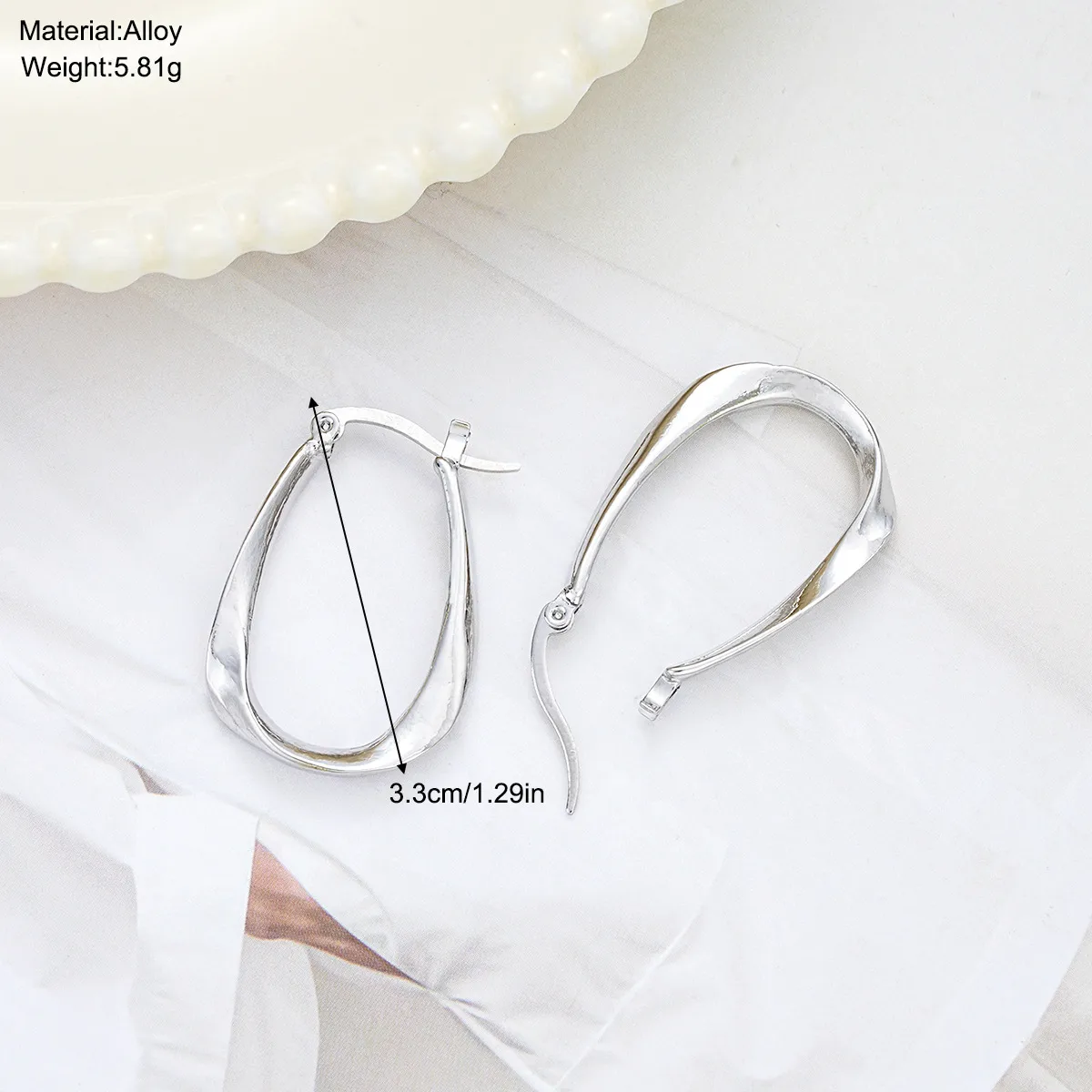 1 Pair Simple Style Streetwear Geometric Plating Alloy Hoop Earrings display picture 1