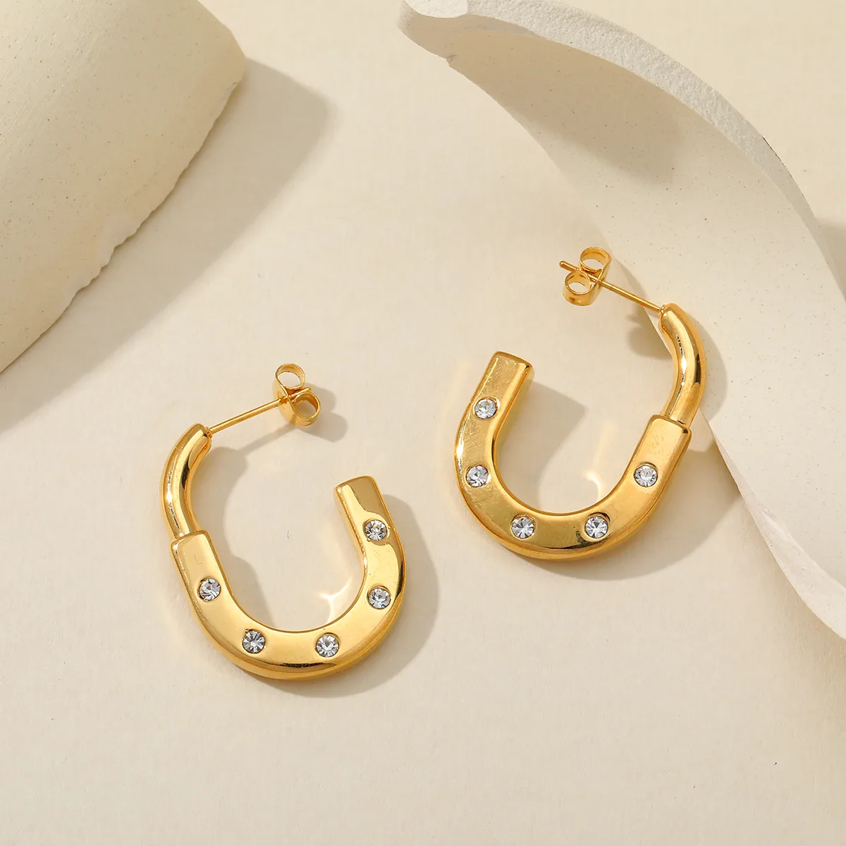 1 Pair Romantic Solid Color Plating Inlay 304 Stainless Steel Zircon 18K Gold Plated Ear Studs display picture 4