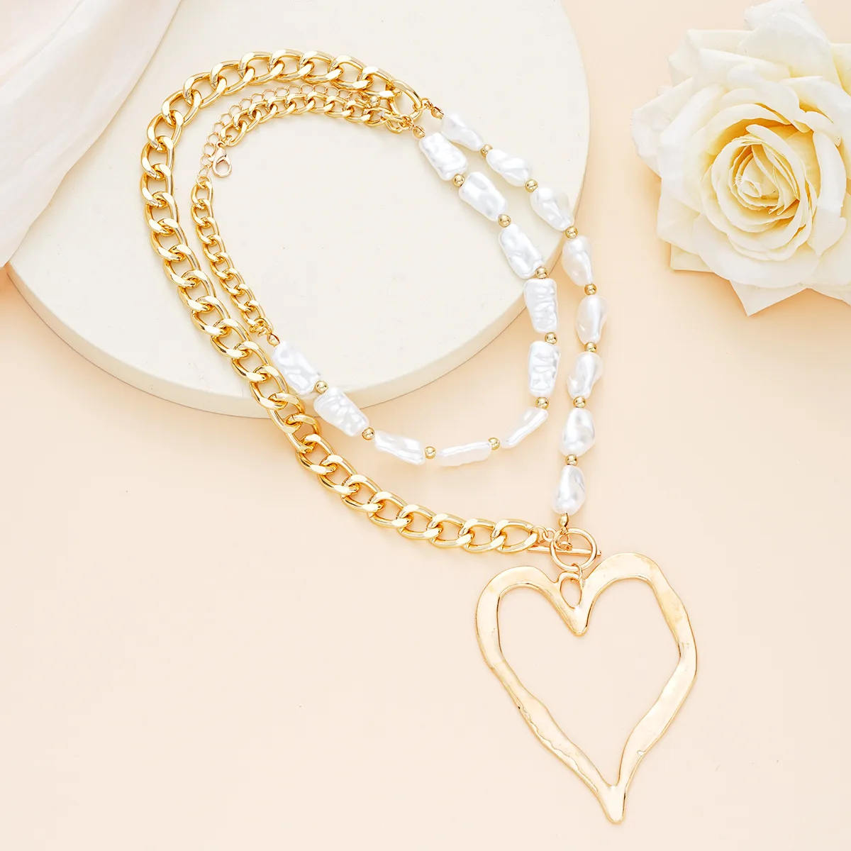 Exaggerated Heart Shape Imitation Pearl Alloy Beaded Chain Statement Necklaces Wholesale display picture 7