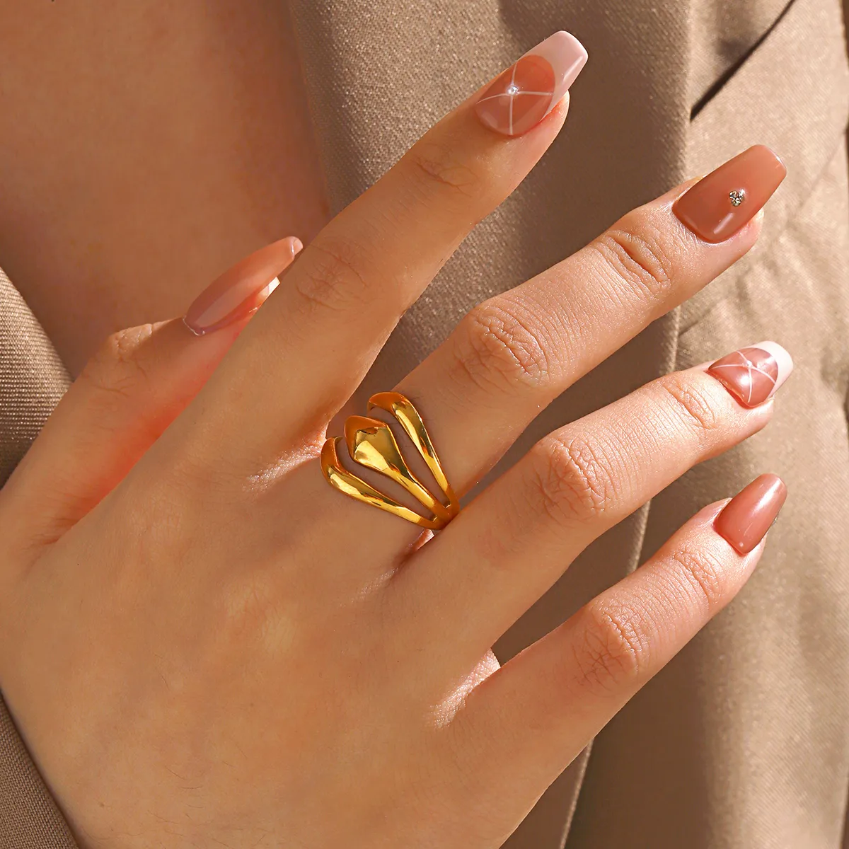 Wholesale Jewelry IG Style Simple Style Lines 304 Stainless Steel 18K Gold Plated Polishing Rings display picture 4