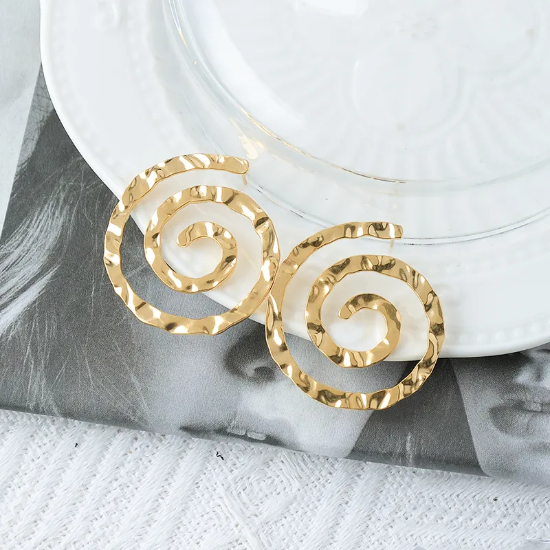 1 Pair Casual Vacation Commute Vortex Mosquito-repellent Incense 304 Stainless Steel 14K Gold Plated Ear Studs display picture 2