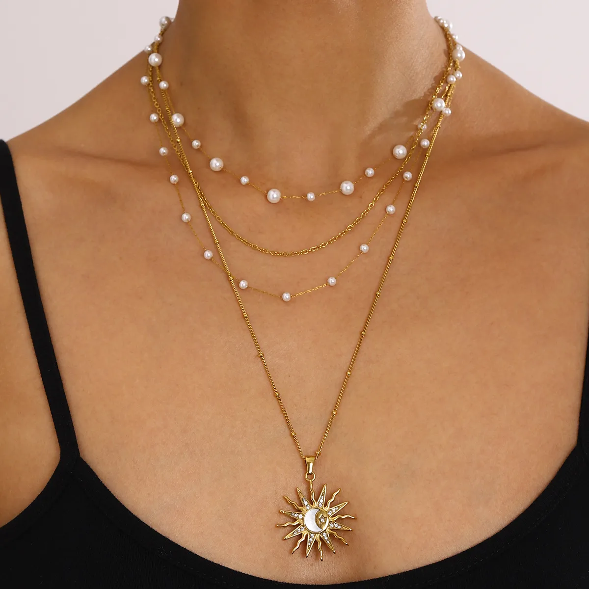 Wholesale Jewelry Simple Style Classic Style Sun Star Moon 304 Stainless Steel Shell Zircon 18K Gold Plated Inlay Pendant Necklace display picture 6