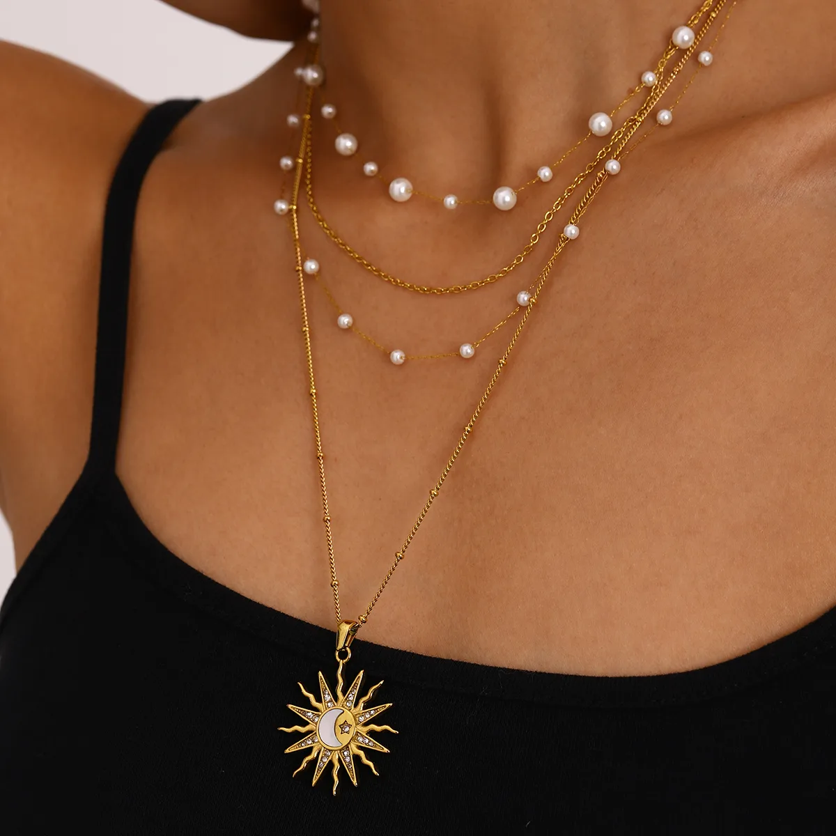Wholesale Jewelry Simple Style Classic Style Sun Star Moon 304 Stainless Steel Shell Zircon 18K Gold Plated Inlay Pendant Necklace display picture 5
