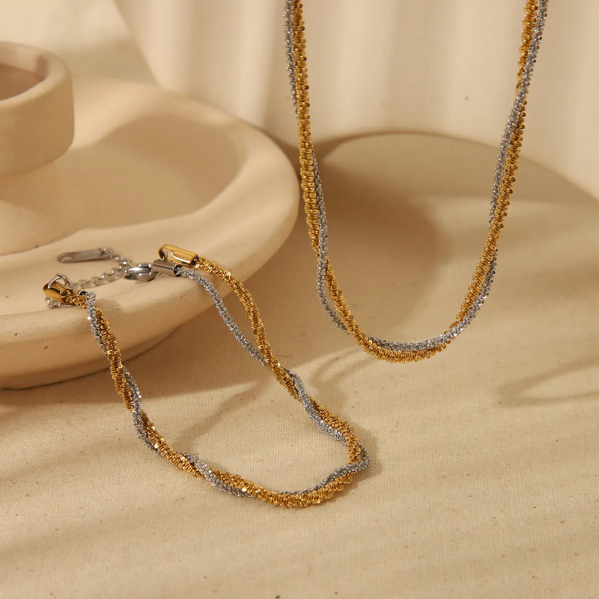 Wholesale Jewelry Sweet Simple Style Cauliflower Necklace 304 Stainless Steel 18K Gold Plated Bracelets Necklace display picture 1