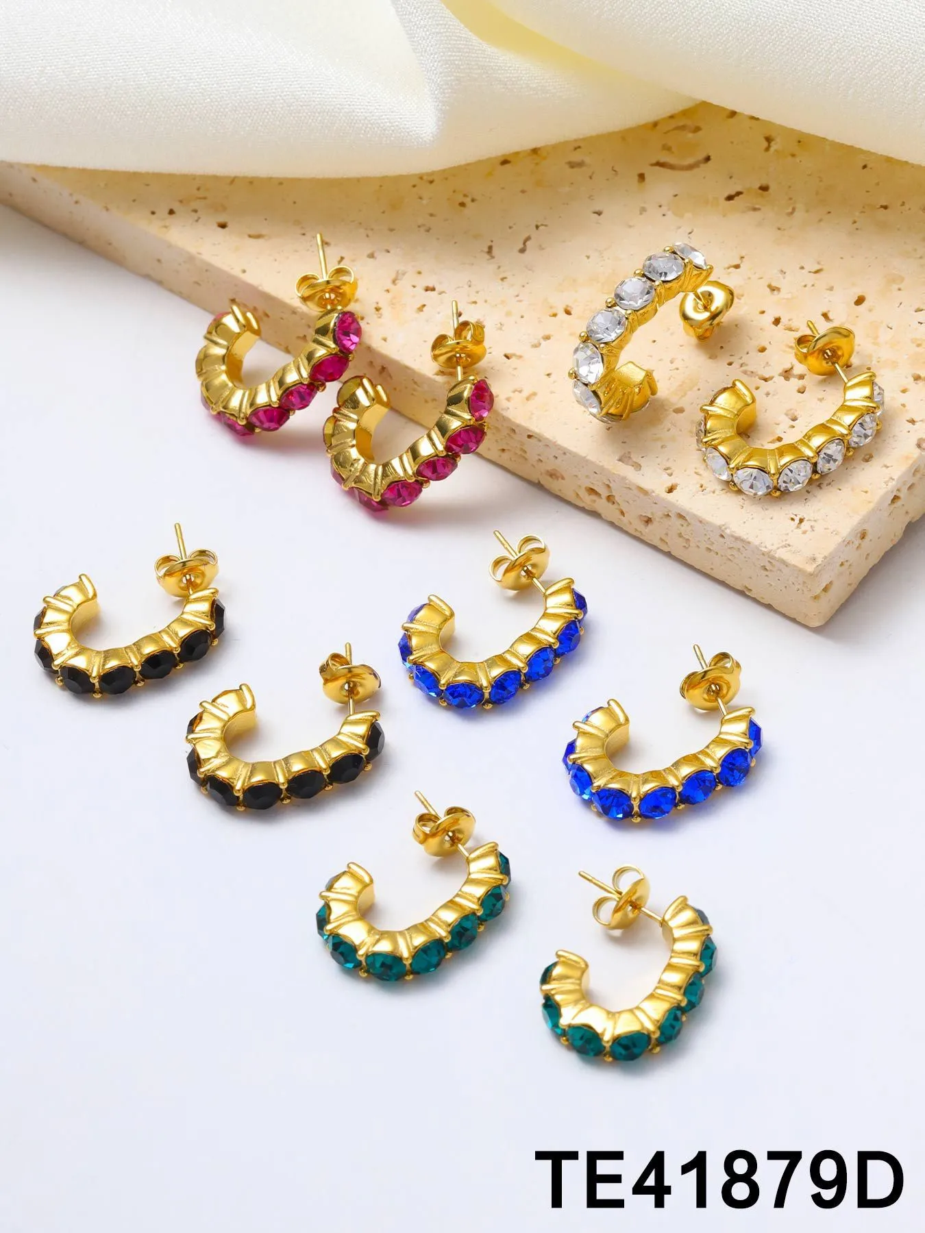 1 Pair IG Style Geometric Inlay 304 Stainless Steel Rhinestones 14K Gold Plated Ear Studs display picture 2
