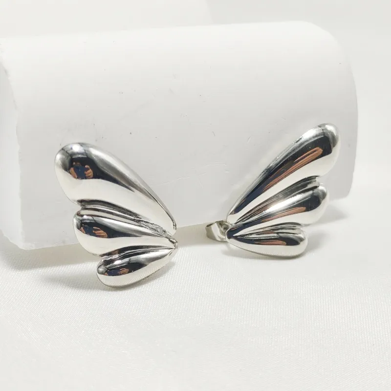 1 Pair Elegant Commute Wings 304 Stainless Steel 18K Gold Plated Ear Studs display picture 1