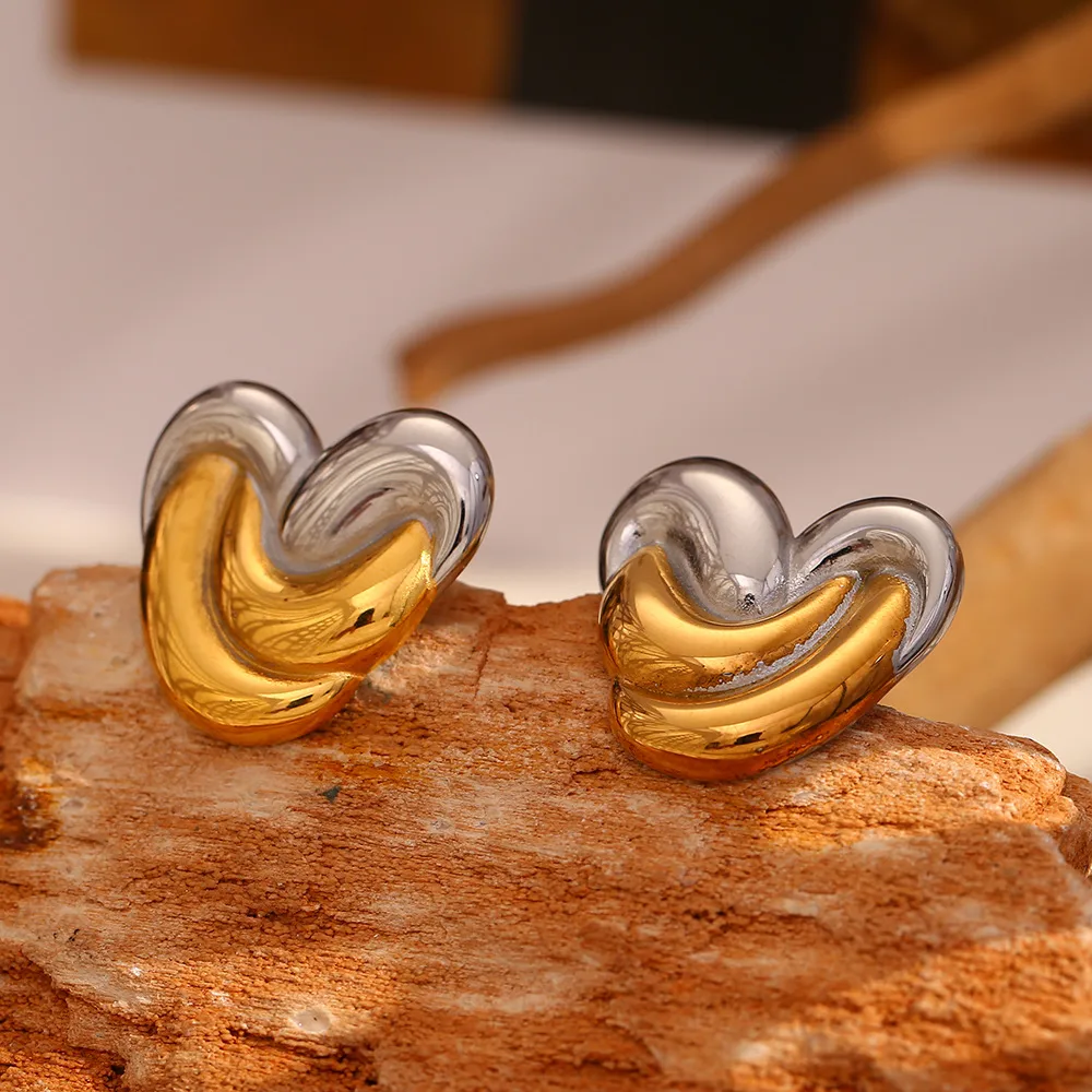 1 Pair Vintage Style Classic Style Heart Shape Mixed Metal Plating 304 Stainless Steel Ear Studs display picture 3