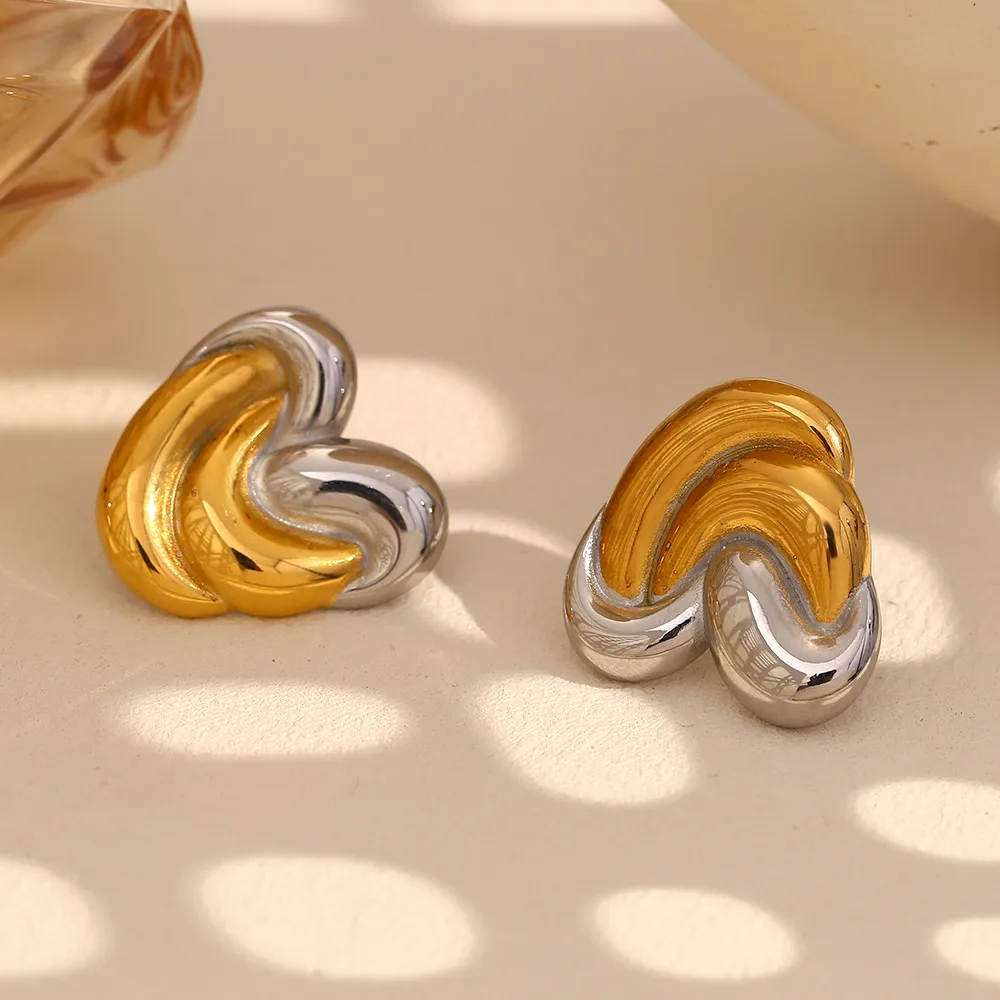 1 Pair Vintage Style Classic Style Heart Shape Mixed Metal Plating 304 Stainless Steel Ear Studs display picture 5