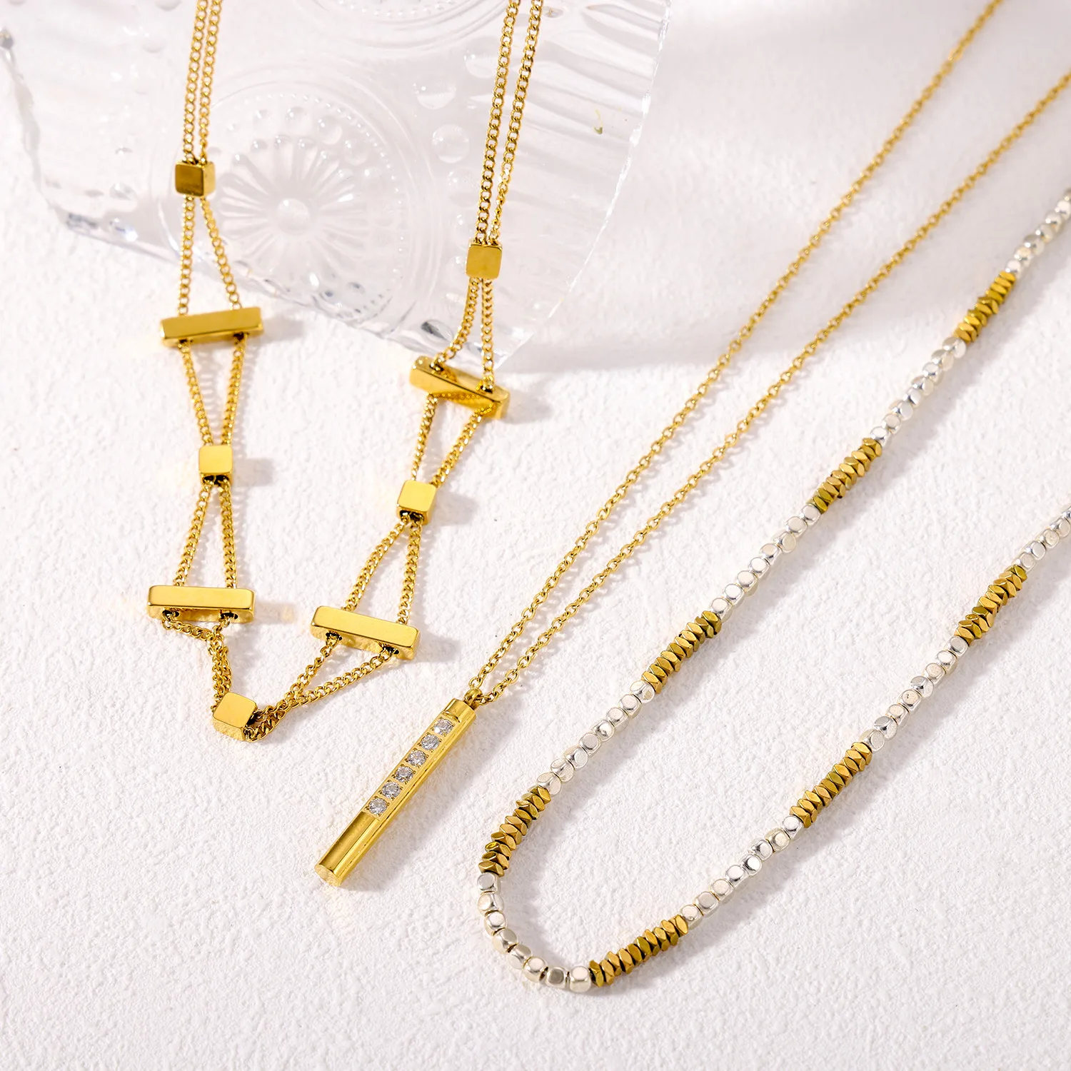 Simple Style Geometric Titanium Steel Beaded Plating Inlay Zircon Women's Necklace display picture 3