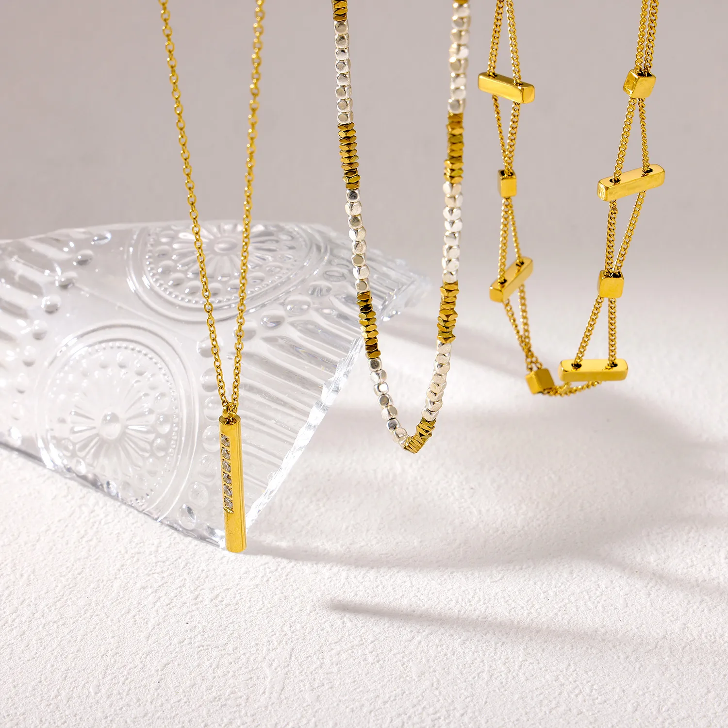 Simple Style Geometric Titanium Steel Beaded Plating Inlay Zircon Women's Necklace display picture 4