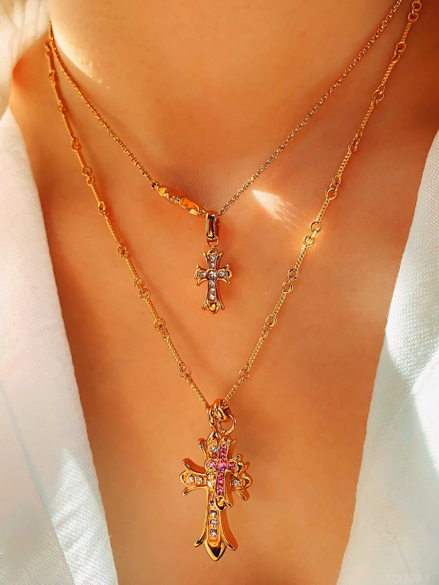 Simple Style Cross Titanium Steel Plating Inlay Zircon Women's Pendant Necklace display picture 1