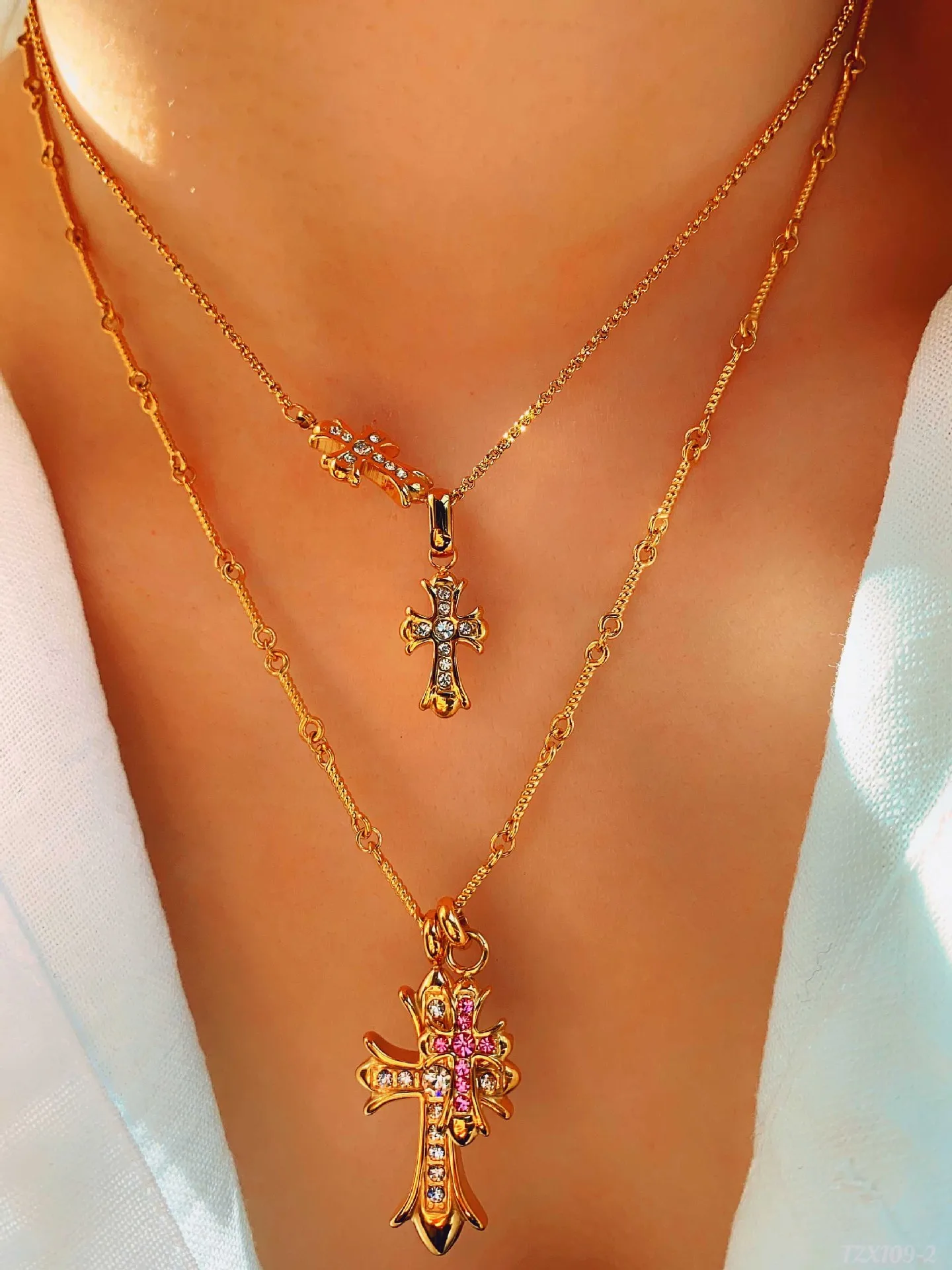 Simple Style Cross Titanium Steel Plating Inlay Zircon Women's Pendant Necklace display picture 2