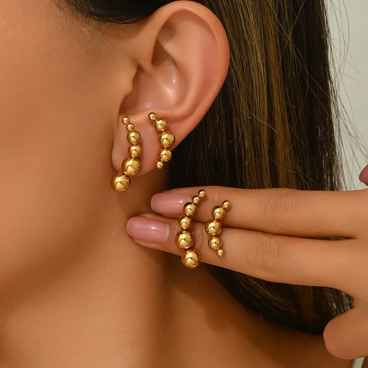 1 Set Classic Style Geometric Beads 304 Stainless Steel 18K Gold Plated Ear Studs display picture 2