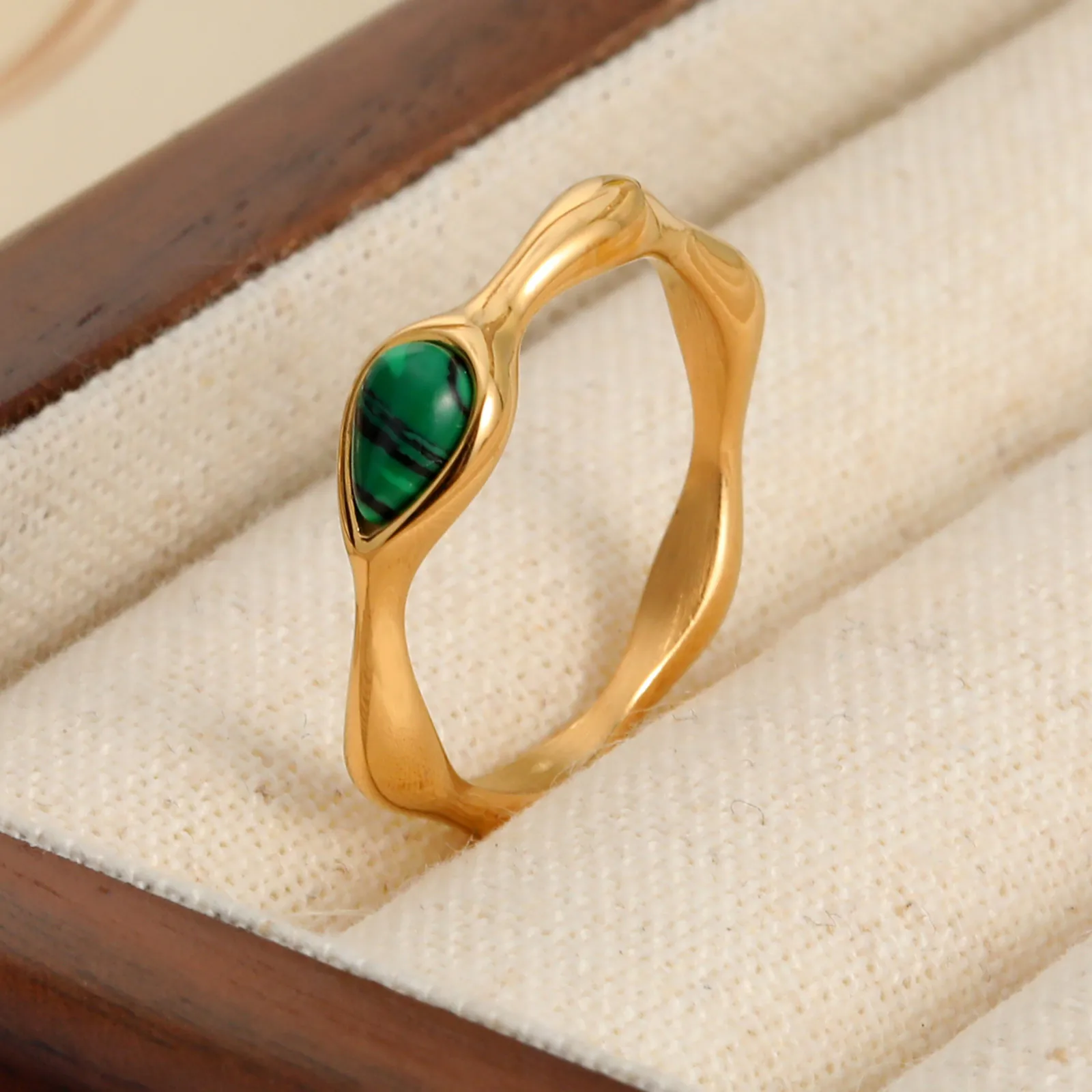 Wholesale Jewelry IG Style Water Droplets 304 Stainless Steel 18K Gold Plated Rings display picture 8
