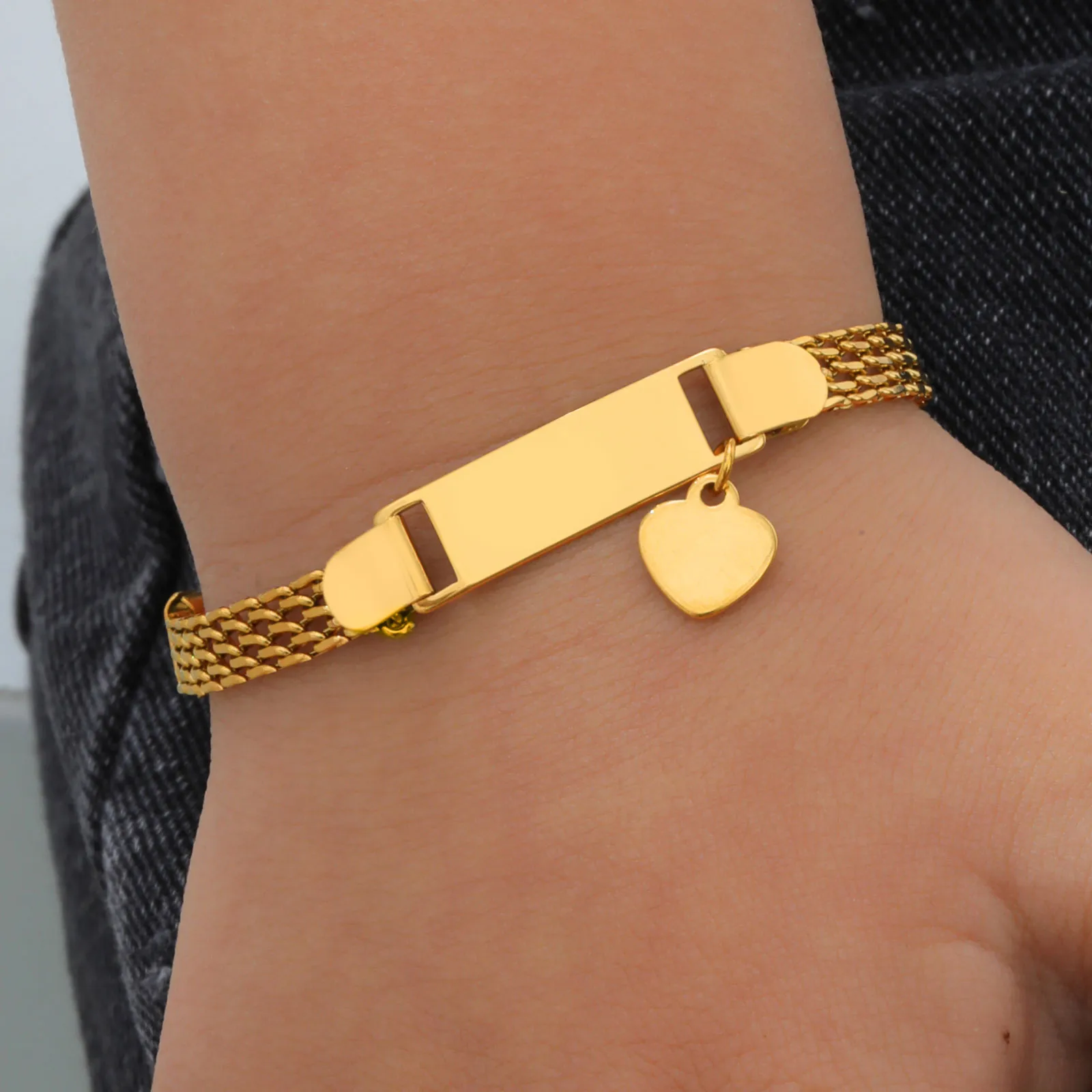 Cute Heart Shape Butterfly 304 Stainless Steel 18K Gold Plated Woven Chain Bracelets In Bulk display picture 3