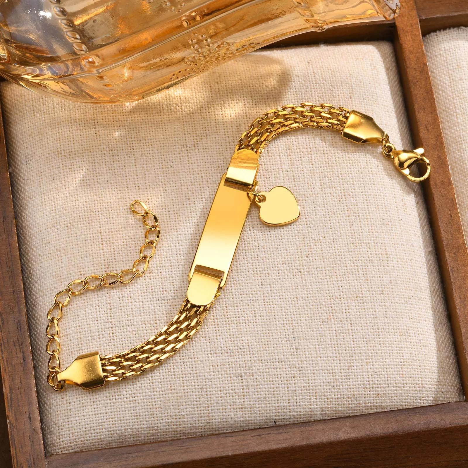 Cute Heart Shape Butterfly 304 Stainless Steel 18K Gold Plated Woven Chain Bracelets In Bulk display picture 6