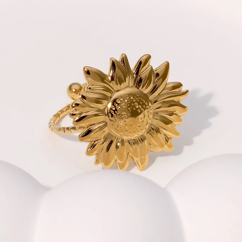 Elegant Vacation Simple Style Flower 304 Stainless Steel 18K Gold Plated Women's Open Rings display picture 3