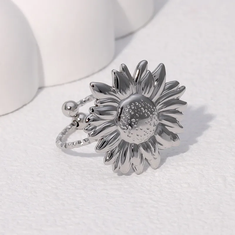 Elegant Vacation Simple Style Flower 304 Stainless Steel 18K Gold Plated Women's Open Rings display picture 6