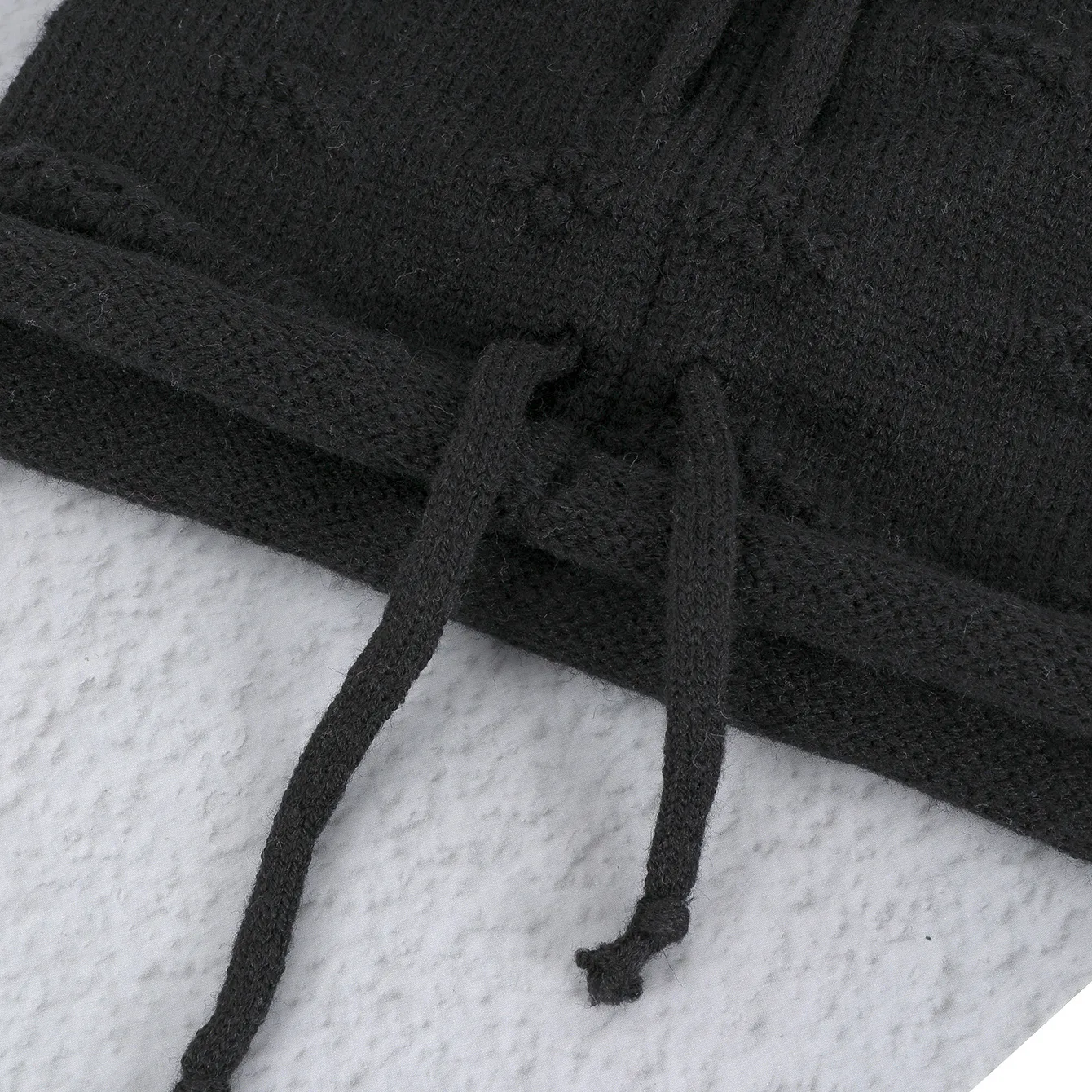 Women's Simple Style Solid Color Flower Drawstring Crimping Wool Cap display picture 2