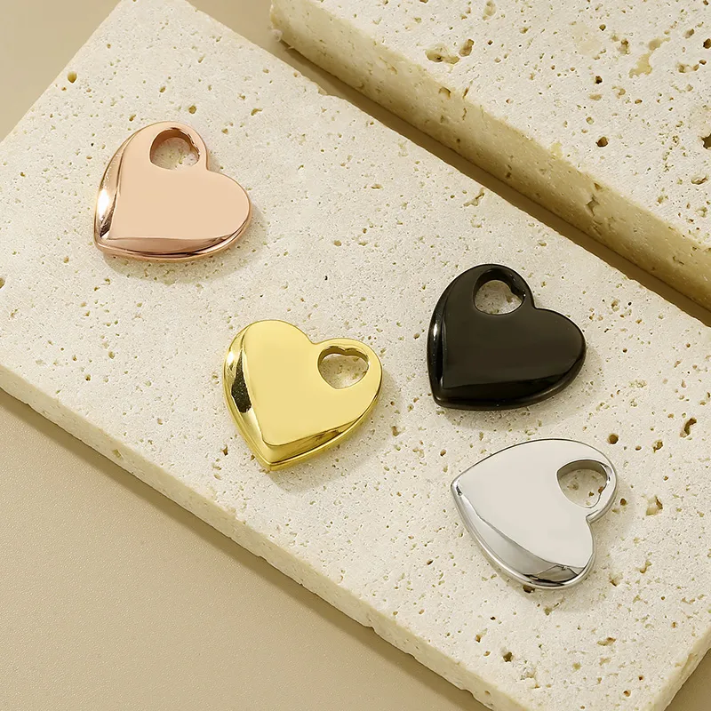 1 Piece Titanium Steel 18K Gold Plated Heart Shape Polished Pendant display picture 10