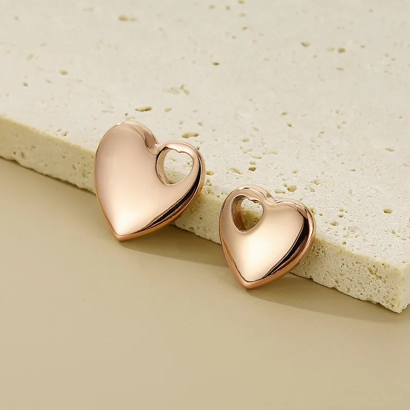 1 Piece Titanium Steel 18K Gold Plated Heart Shape Polished Pendant display picture 7