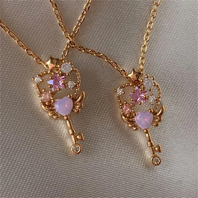 Copper Zircon Streetwear Plating Inlay Heart Shape Wings Key Zircon Pendant Necklace display picture 2