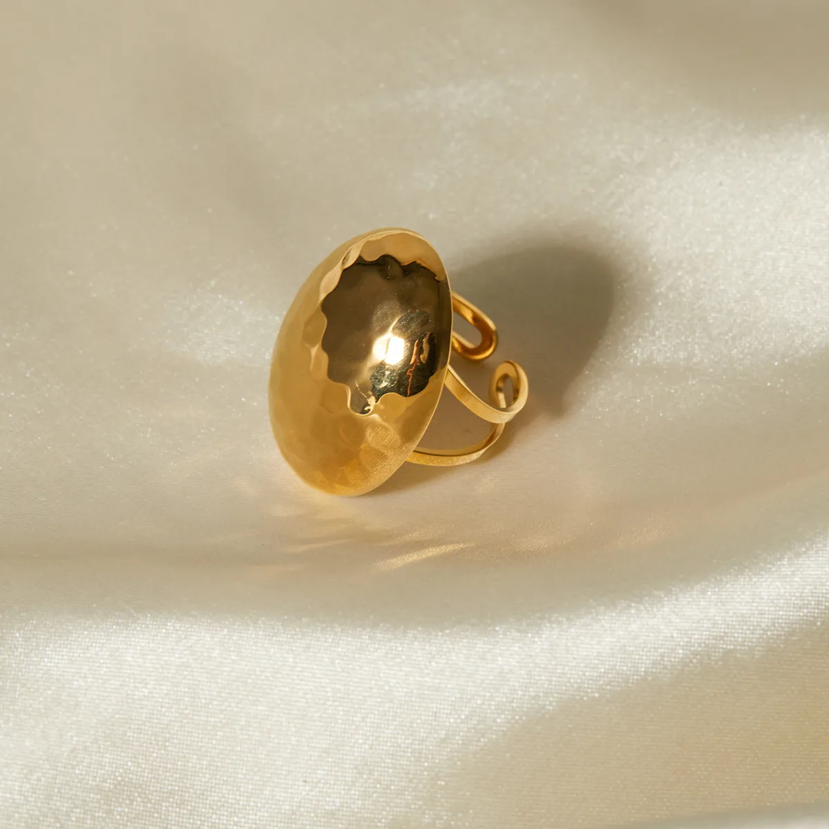 304 Stainless Steel 18K Gold Plated IG Style Hammered Open Rings display picture 3